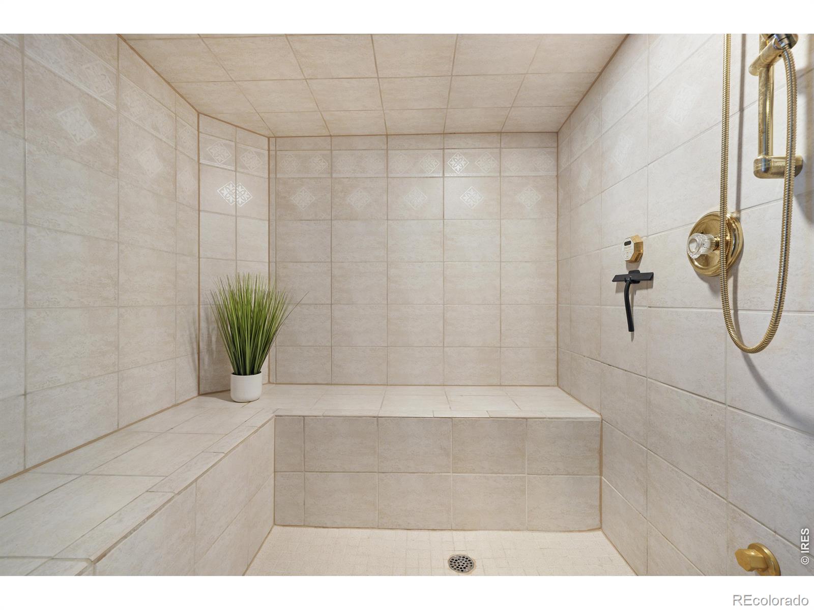 MLS Image #32 for 11413 w asbury court,lakewood, Colorado