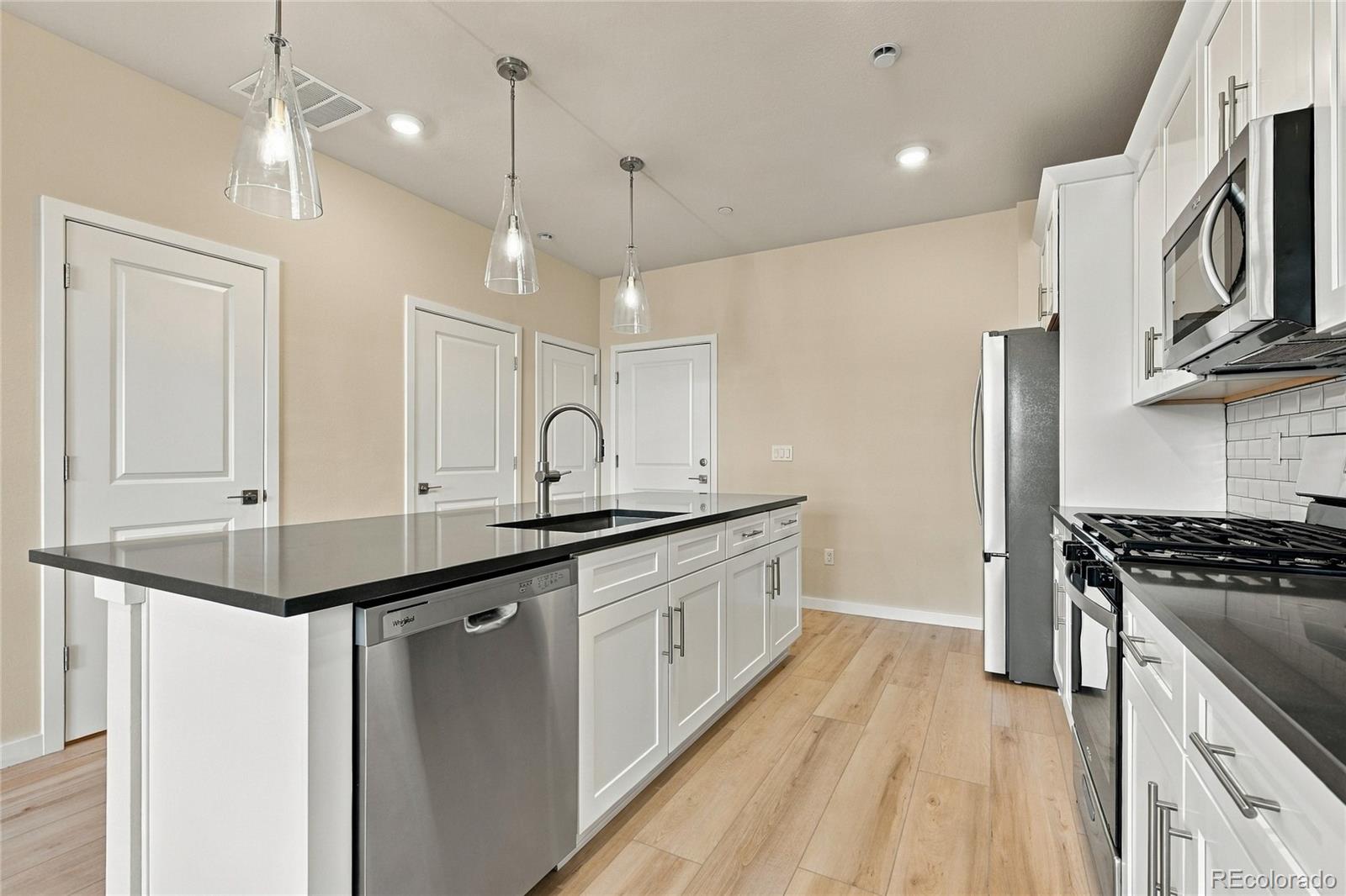 MLS Image #11 for 3370 w 87th avenue,westminster, Colorado