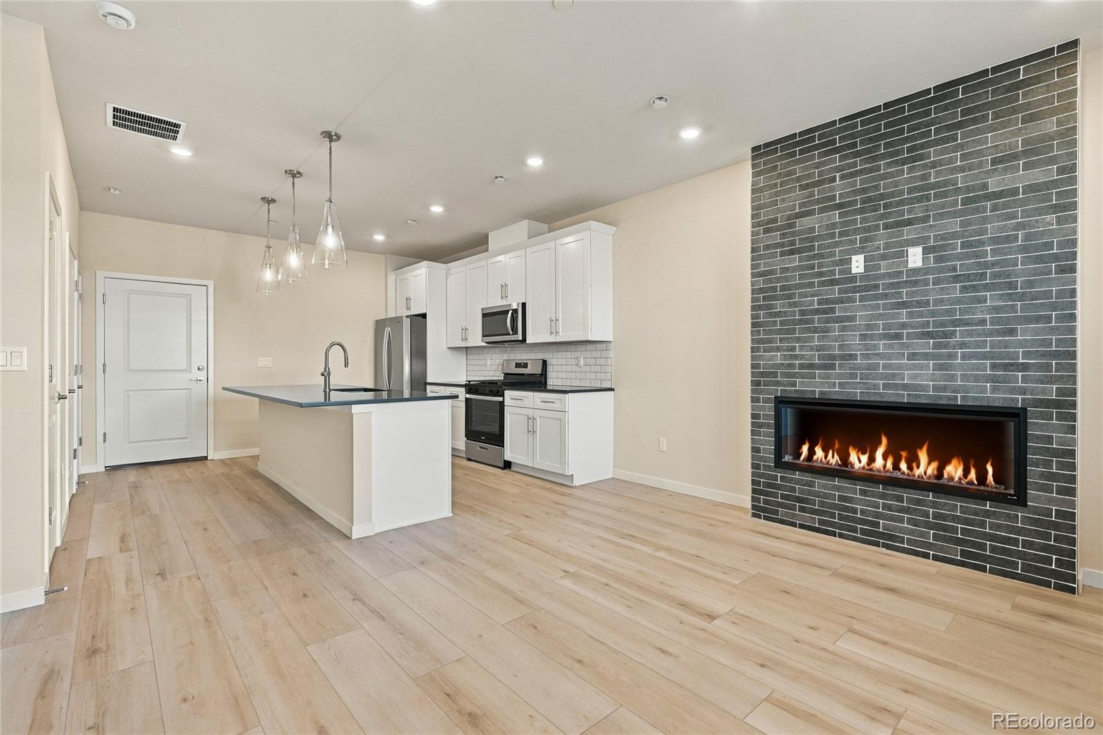 MLS Image #3 for 3370 w 87th avenue,westminster, Colorado