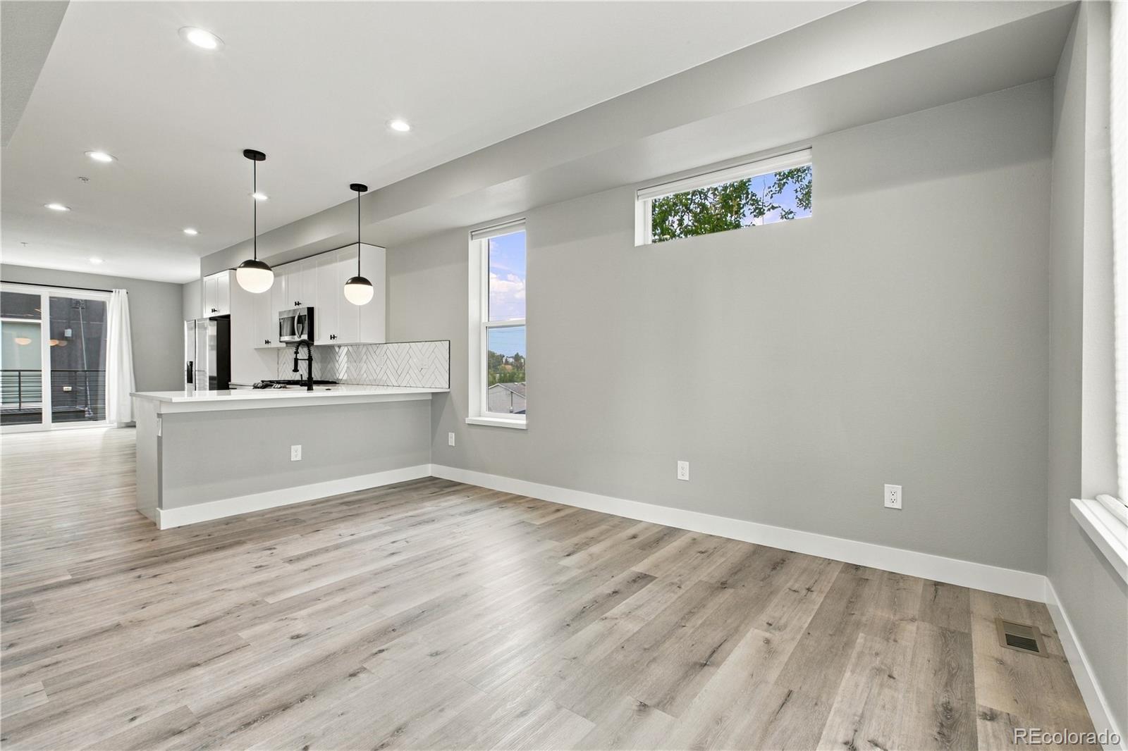 MLS Image #20 for 4925 w 10th avenue,denver, Colorado