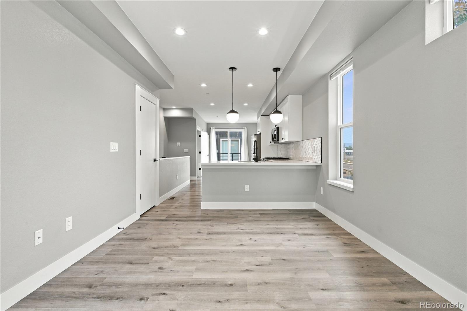 MLS Image #5 for 4925 w 10th avenue,denver, Colorado