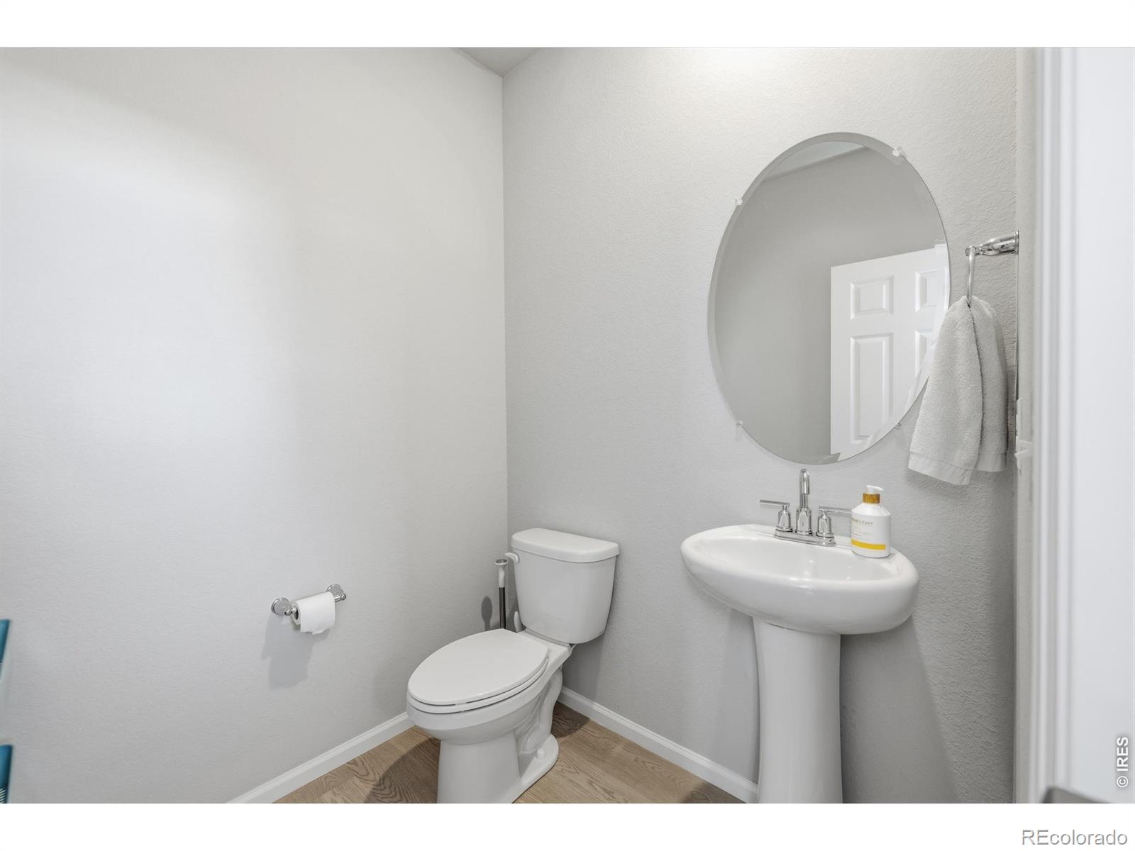 MLS Image #10 for 235 e 4th street,berthoud, Colorado