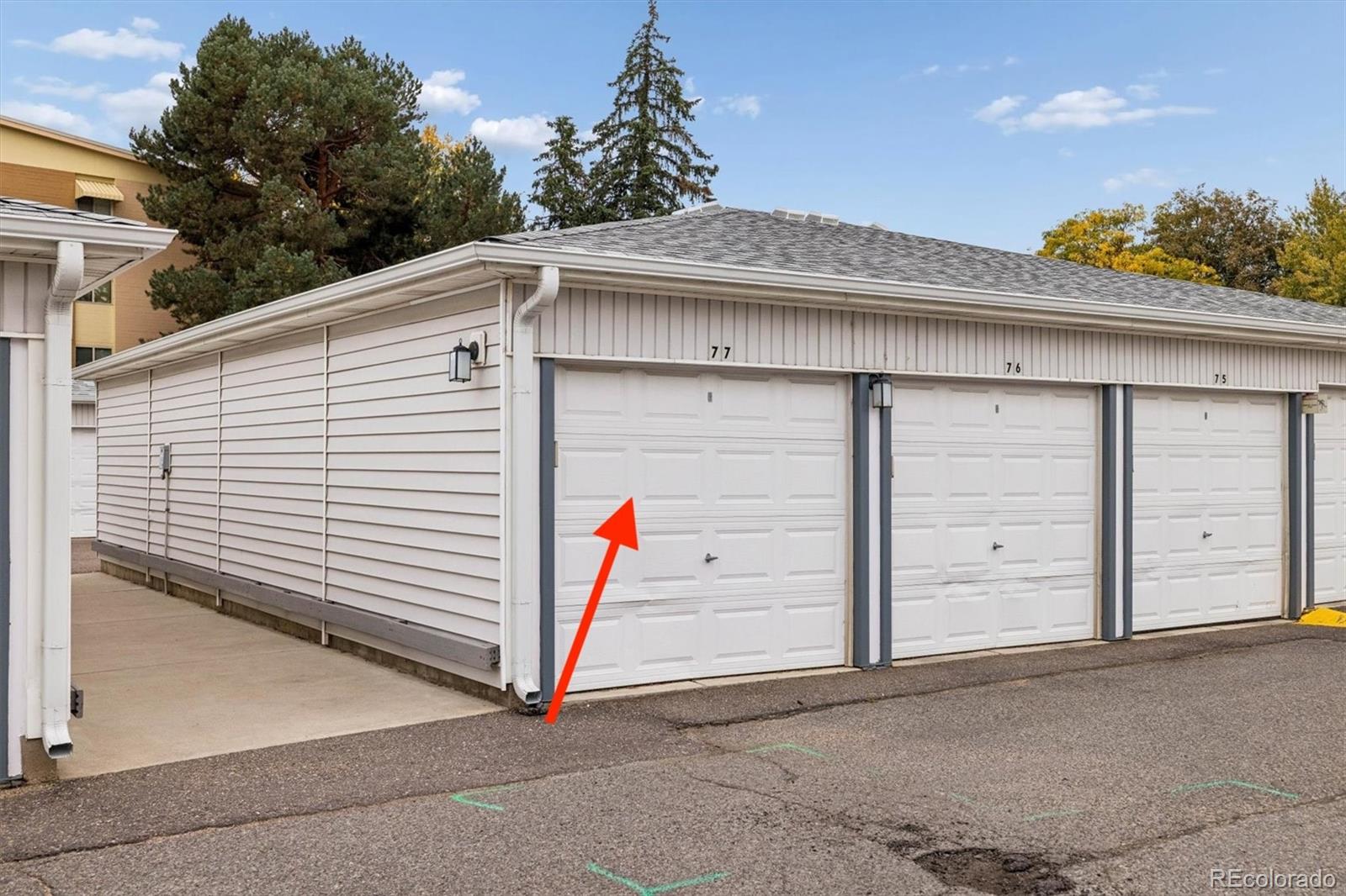 MLS Image #19 for 650 s clinton street,denver, Colorado