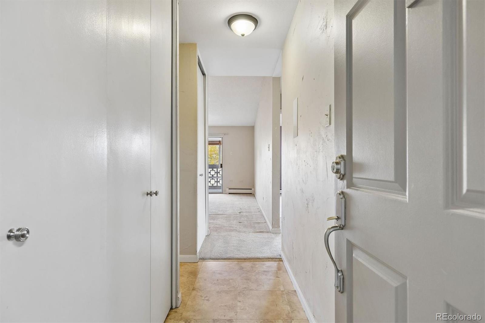 MLS Image #8 for 650 s clinton street,denver, Colorado