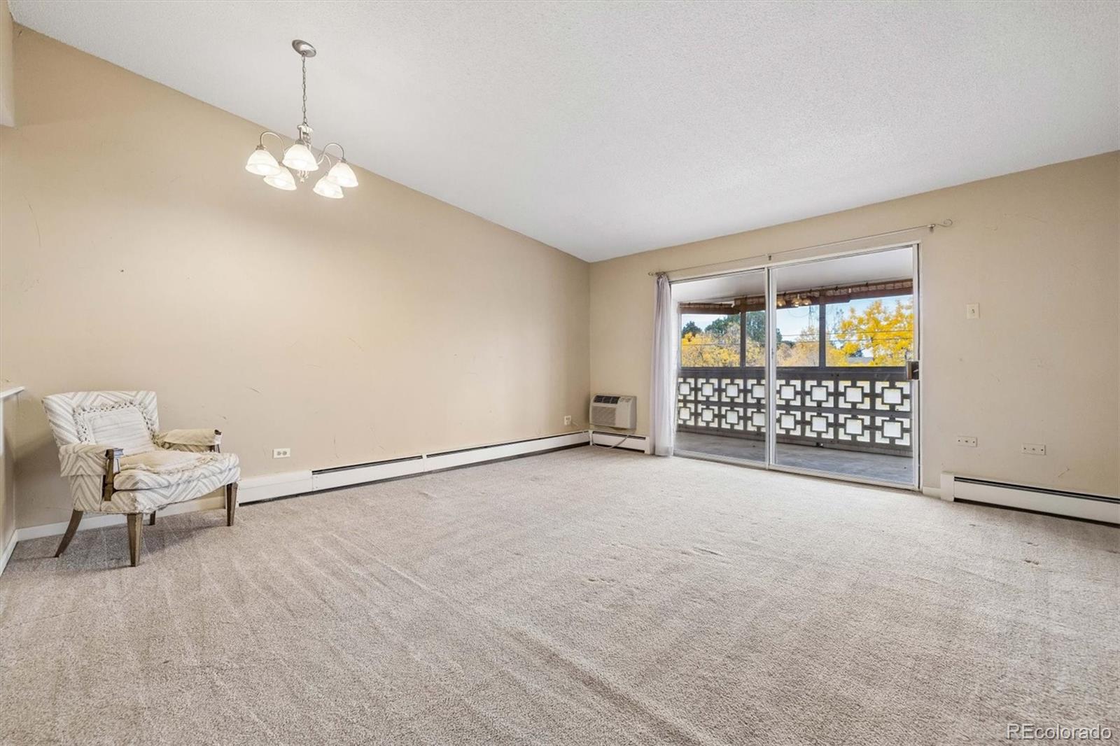MLS Image #9 for 650 s clinton street,denver, Colorado