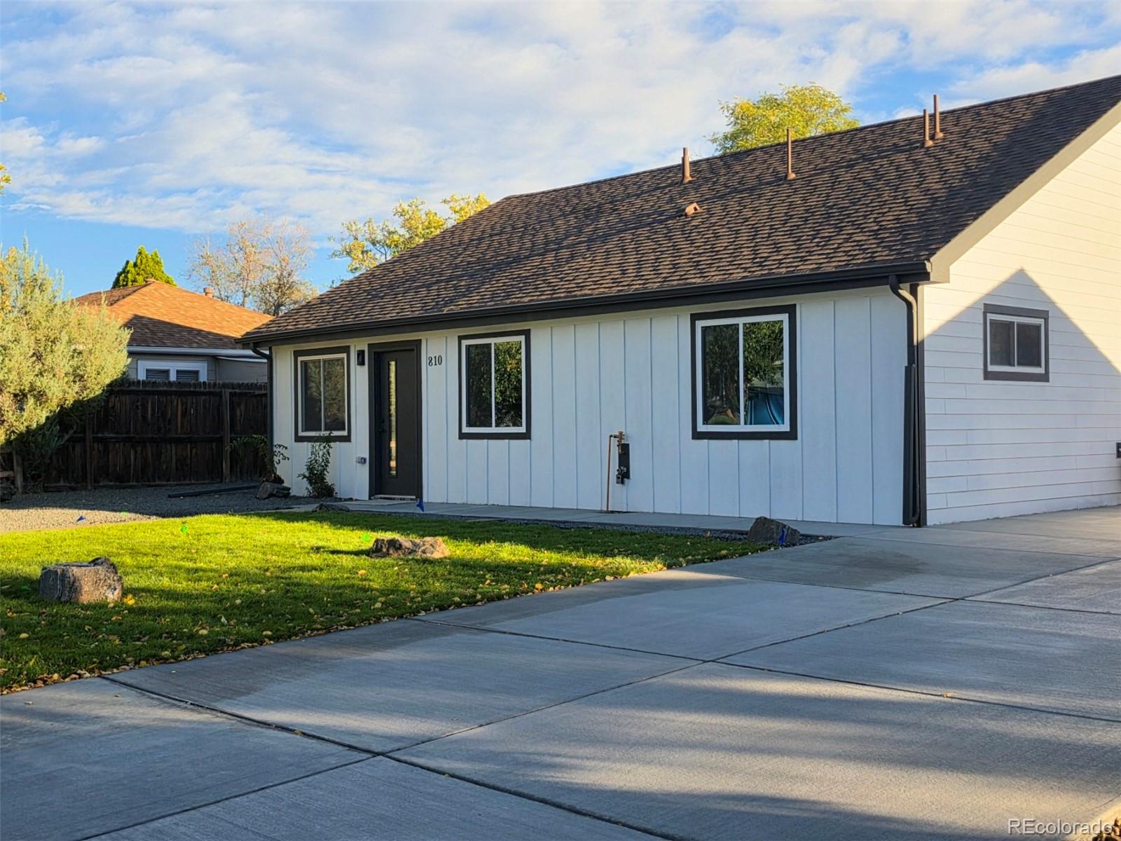 MLS Image #1 for 810  uvalda street,aurora, Colorado