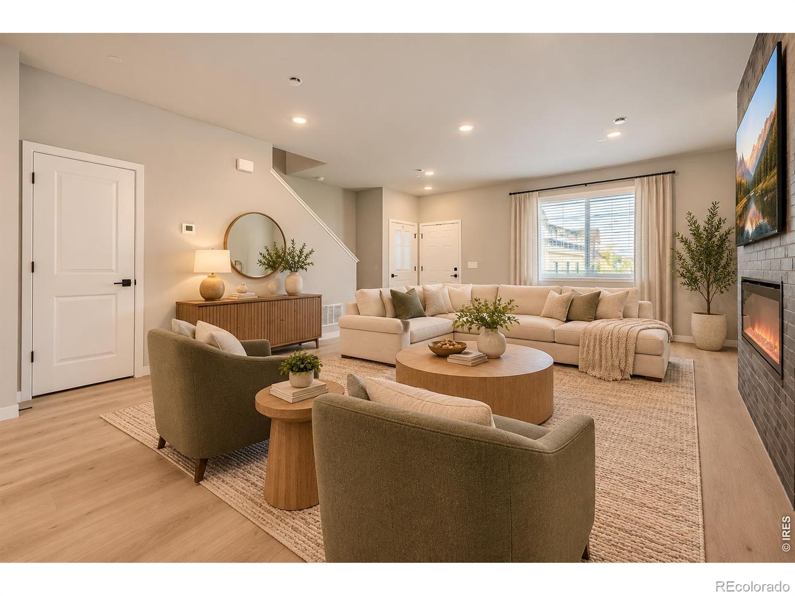 MLS Image #4 for 2844  bear springs circle,longmont, Colorado