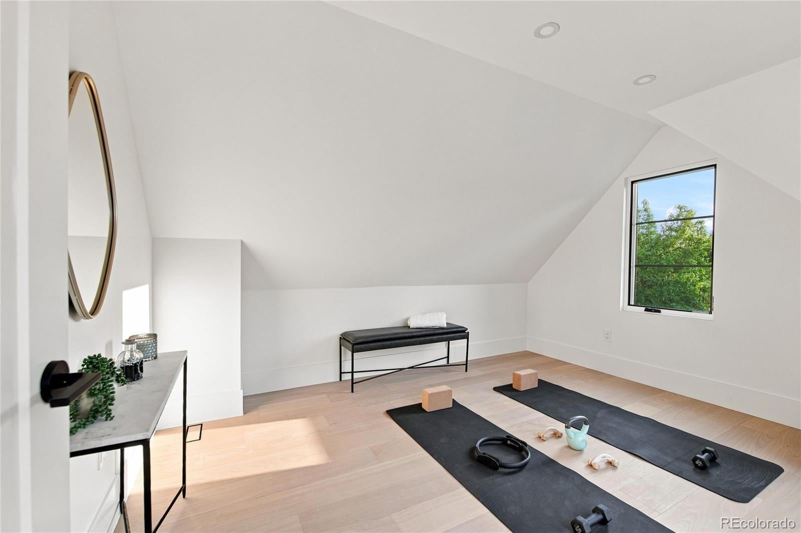MLS Image #16 for 634 s race street,denver, Colorado