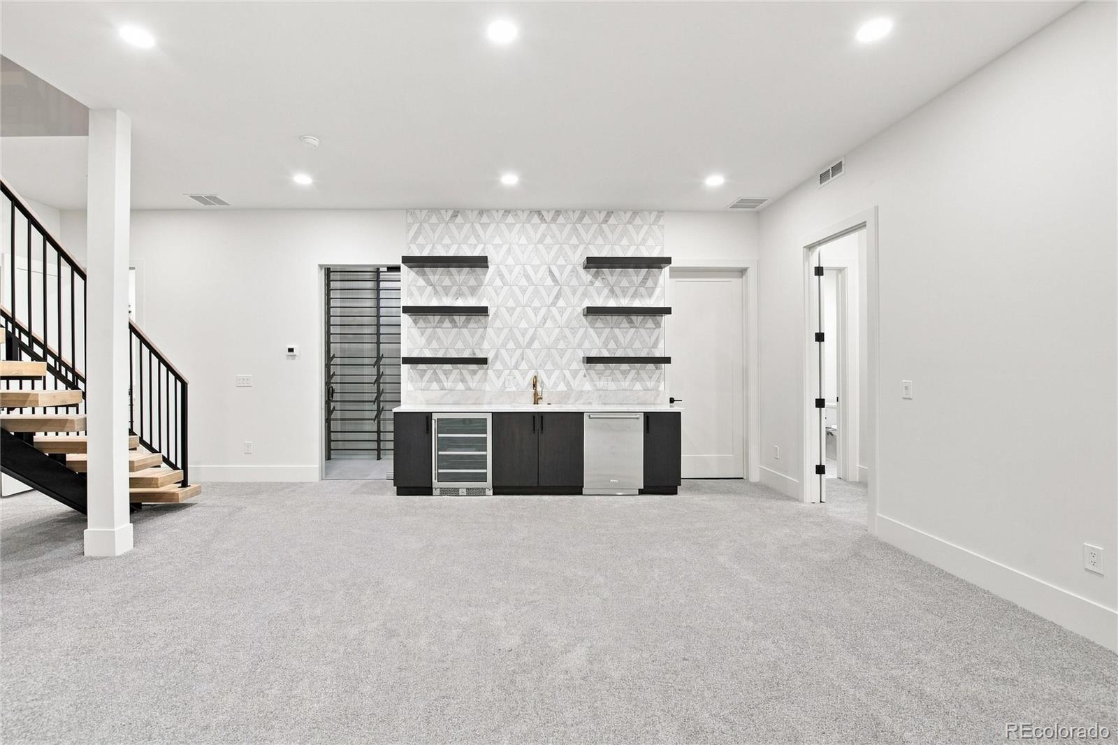 MLS Image #41 for 634 s race street,denver, Colorado