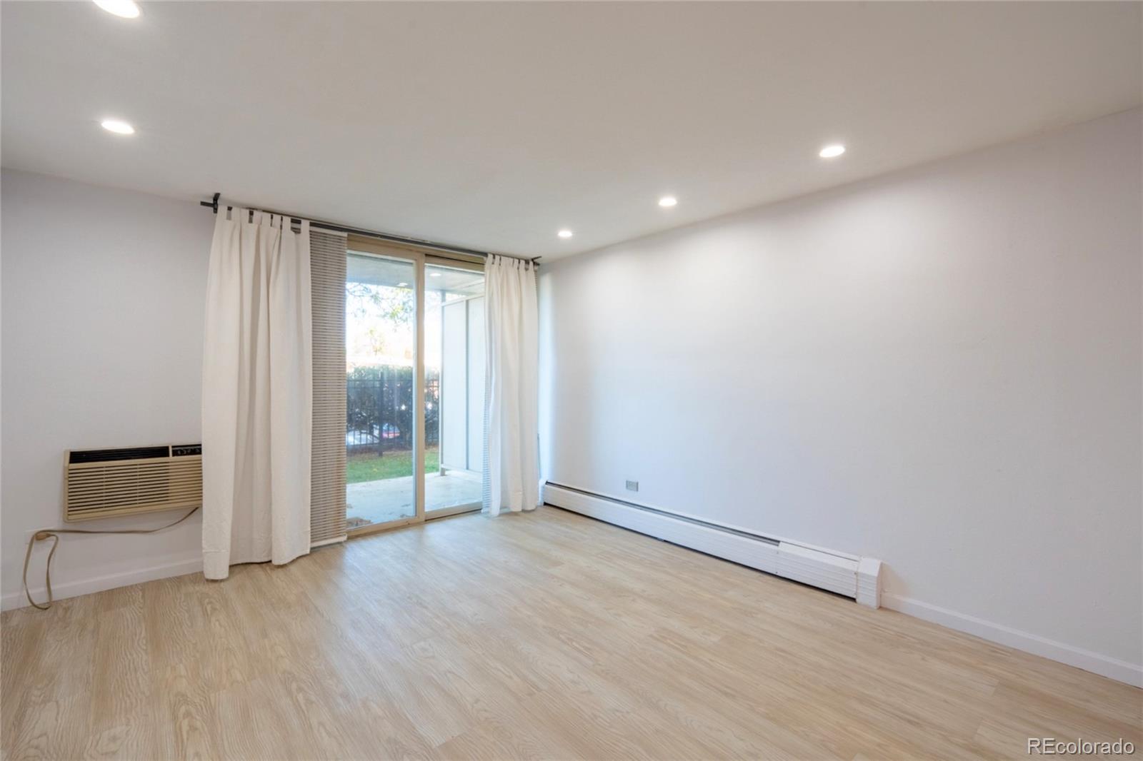 MLS Image #12 for 4600 e asbury circle,denver, Colorado