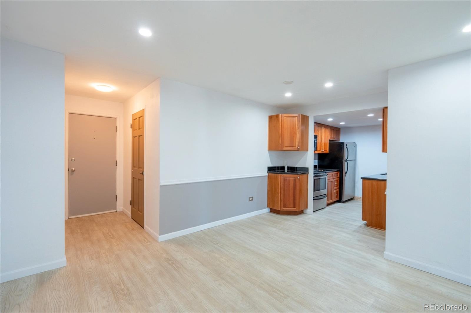 MLS Image #7 for 4600 e asbury circle,denver, Colorado