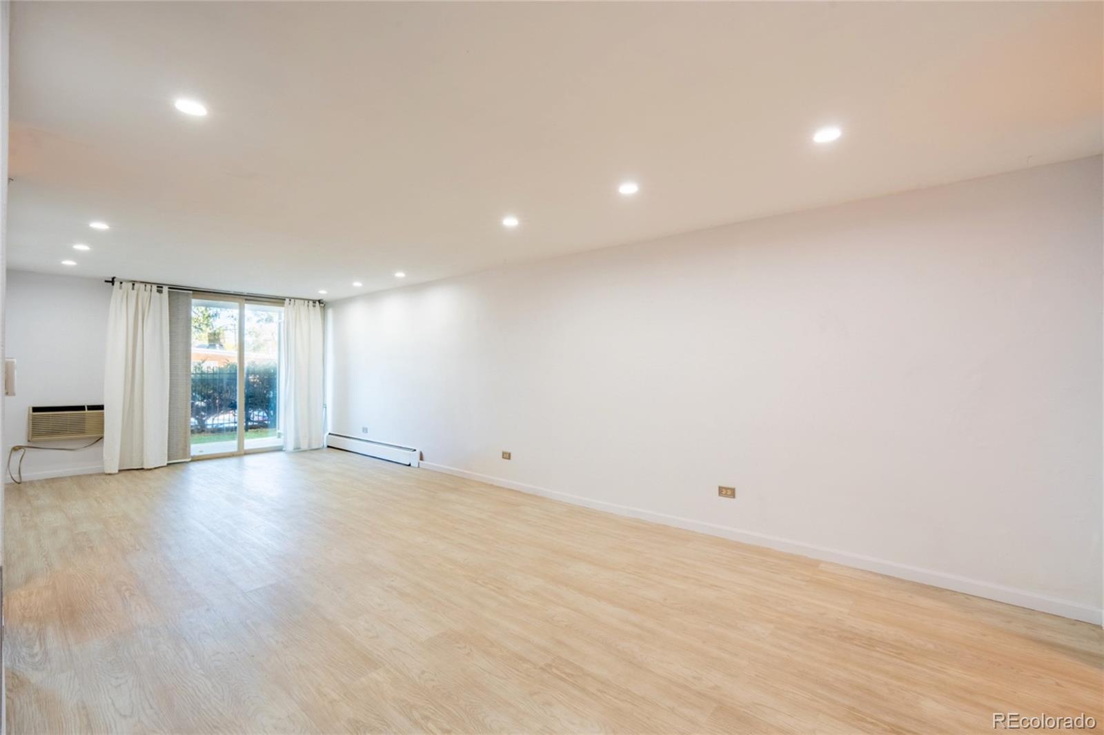 MLS Image #8 for 4600 e asbury circle,denver, Colorado