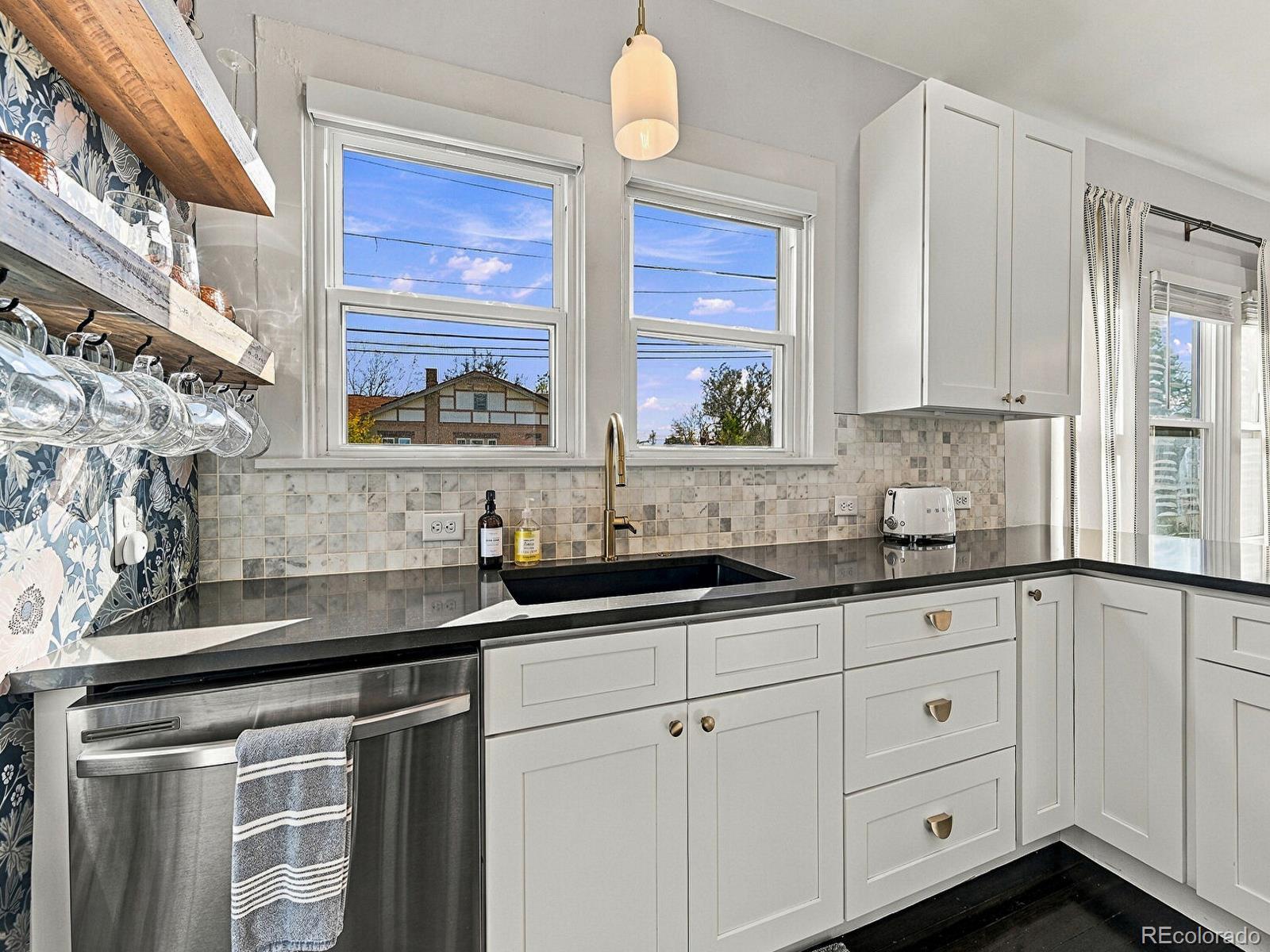 MLS Image #10 for 1402  meade street,denver, Colorado