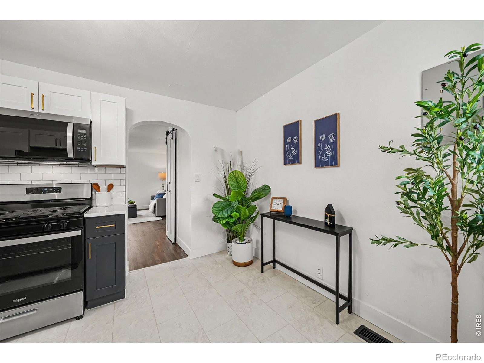 MLS Image #16 for 405  division boulevard,platteville, Colorado