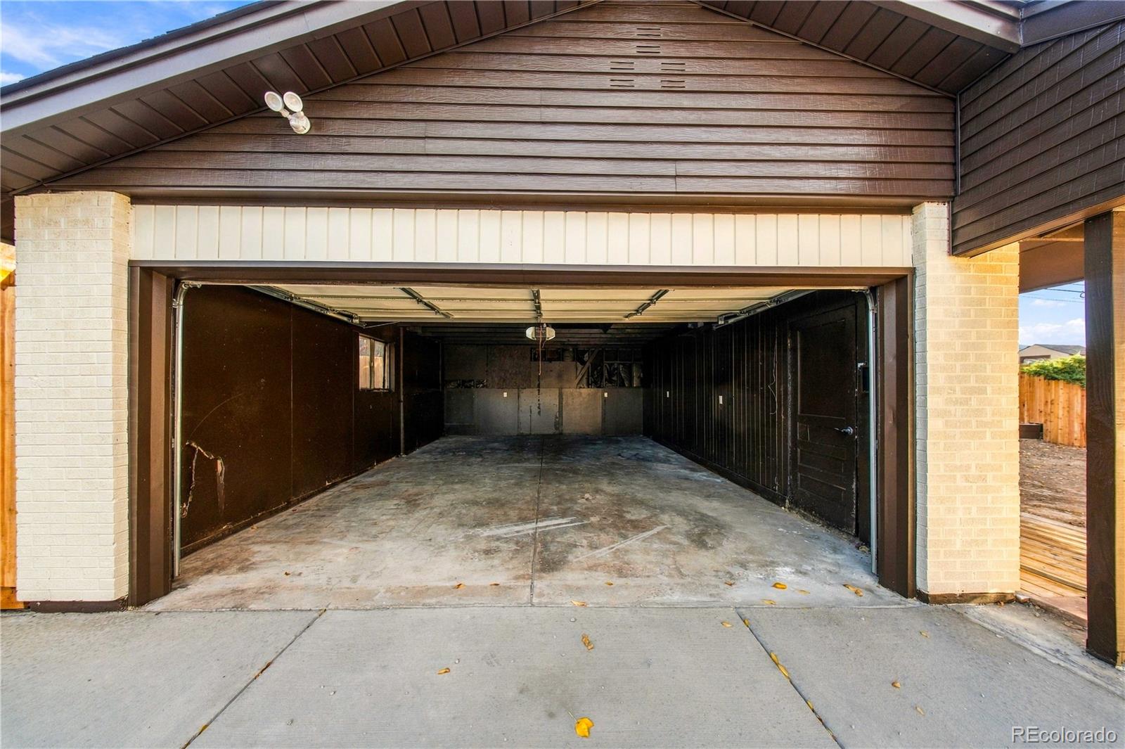 MLS Image #23 for 8470  franklin drive,denver, Colorado