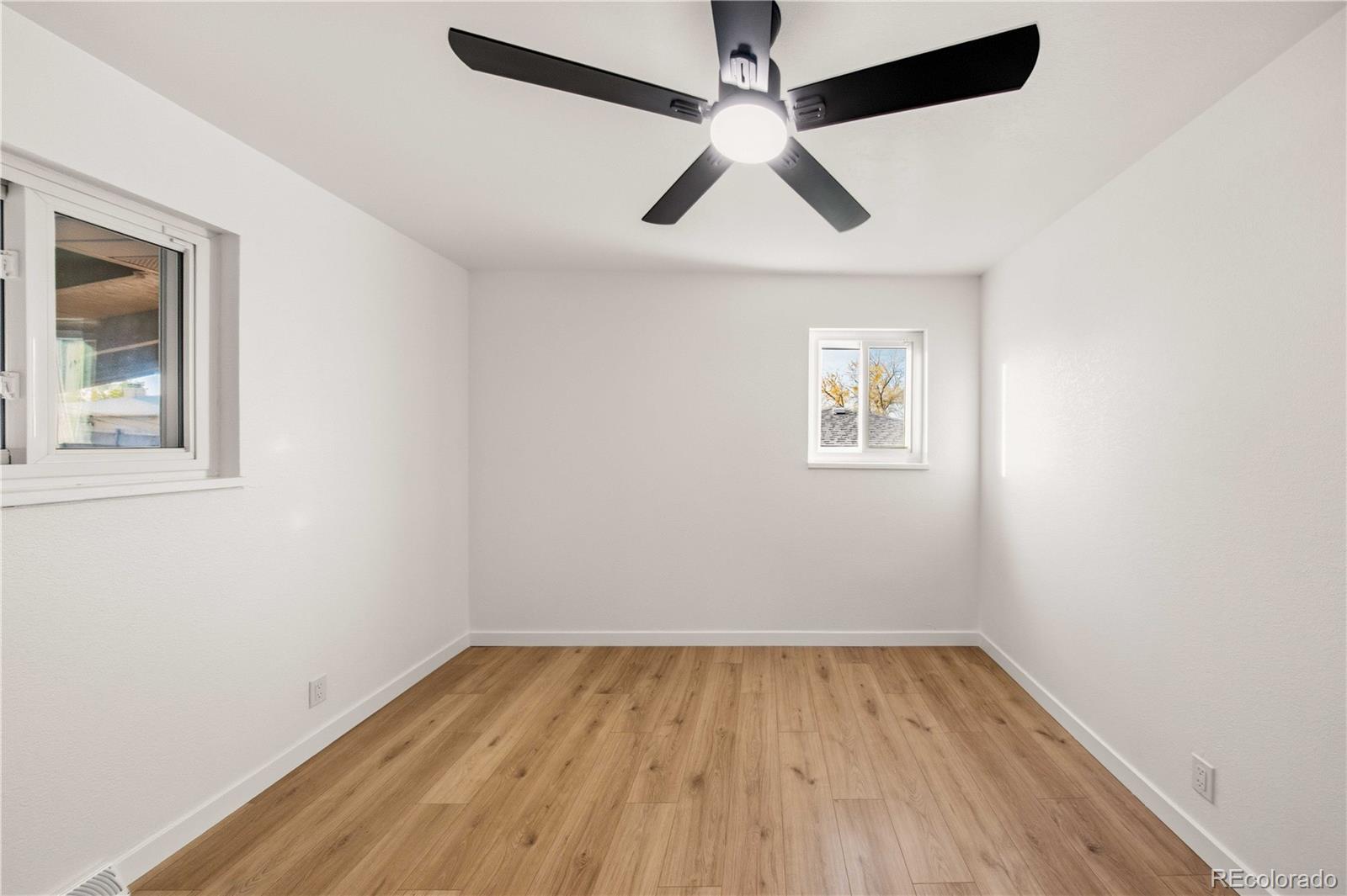 MLS Image #9 for 8470  franklin drive,denver, Colorado