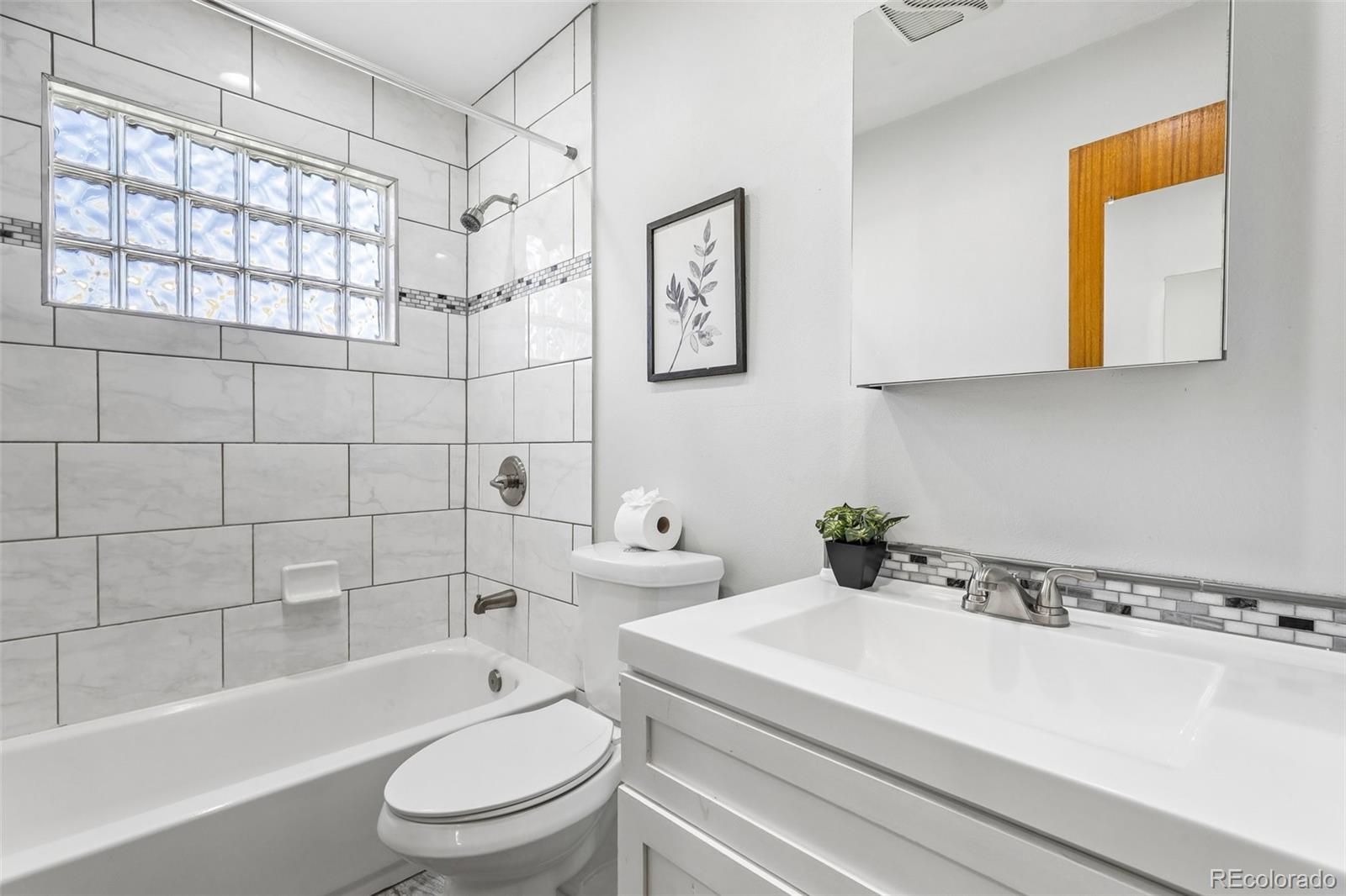 MLS Image #12 for 5755 s hickory street,littleton, Colorado