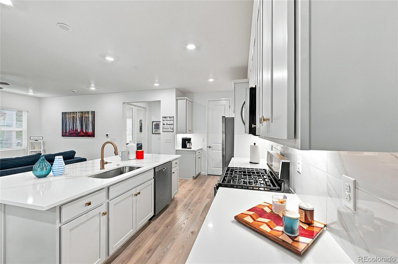 MLS Image #4 for 5770 n jebel way,aurora, Colorado