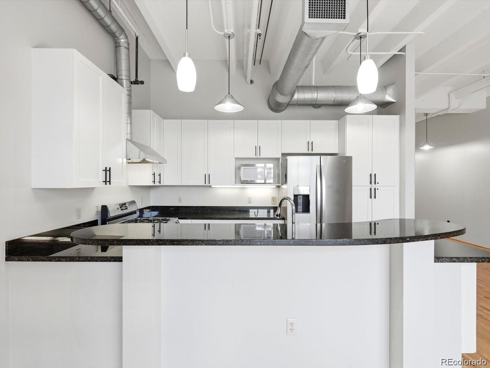 MLS Image #14 for 1800  lawrence street,denver, Colorado