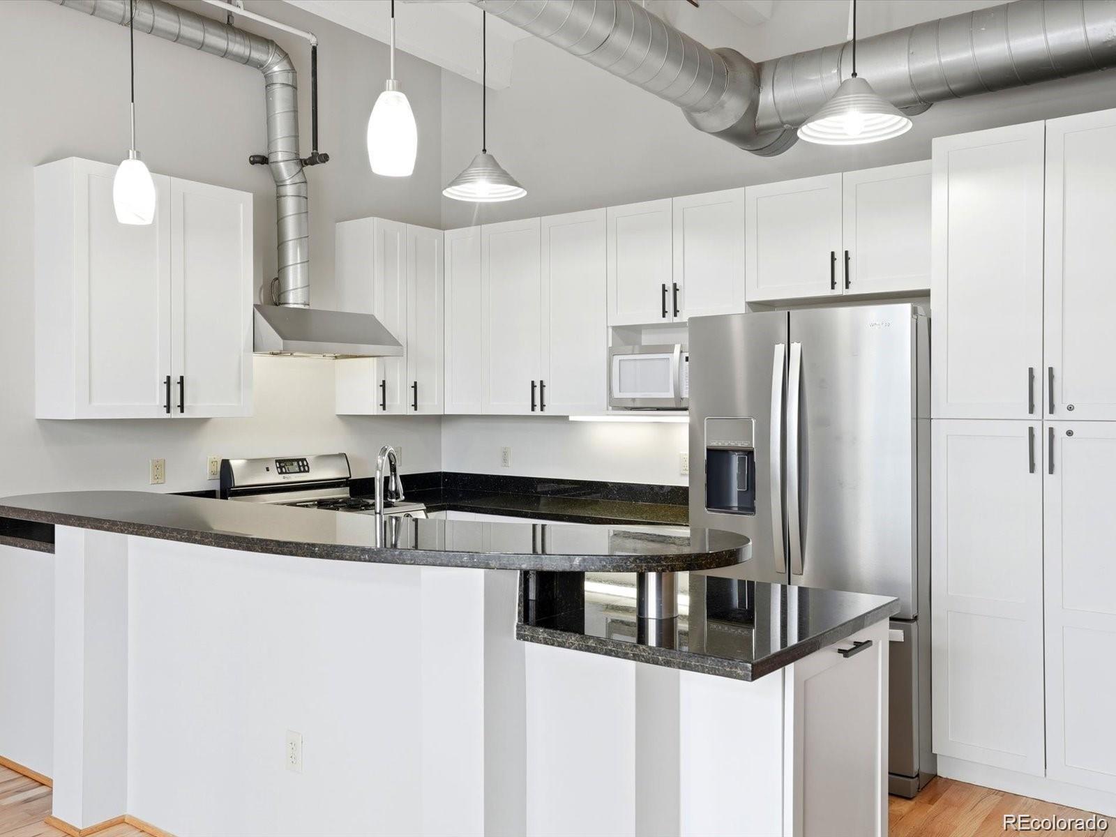 MLS Image #16 for 1800  lawrence street,denver, Colorado