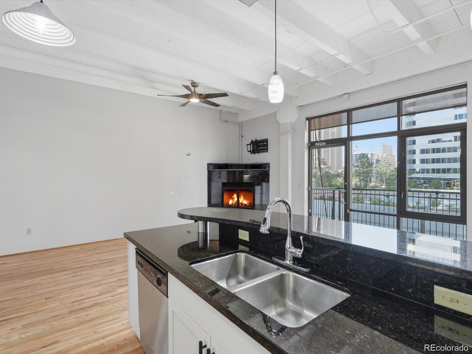 MLS Image #19 for 1800  lawrence street,denver, Colorado
