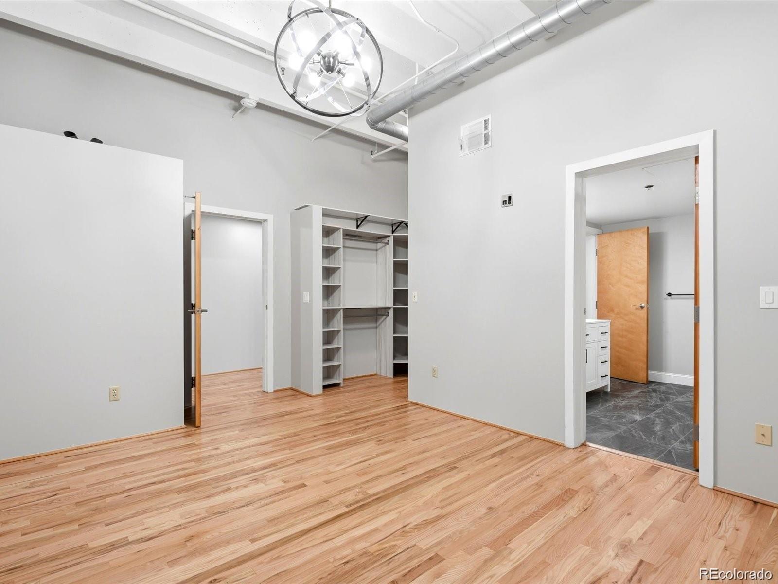 MLS Image #7 for 1800  lawrence street,denver, Colorado