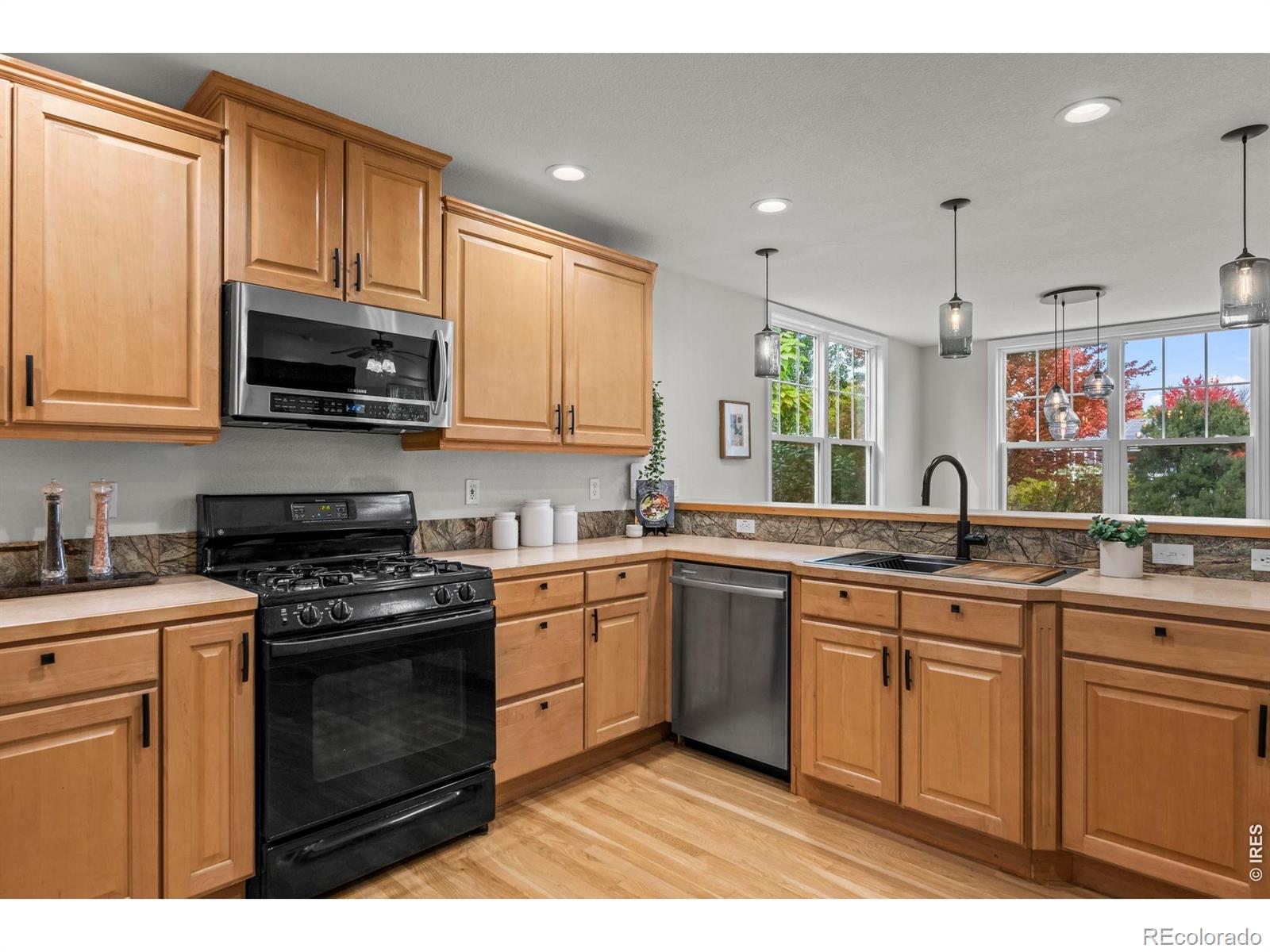 MLS Image #13 for 1305  greening avenue,erie, Colorado