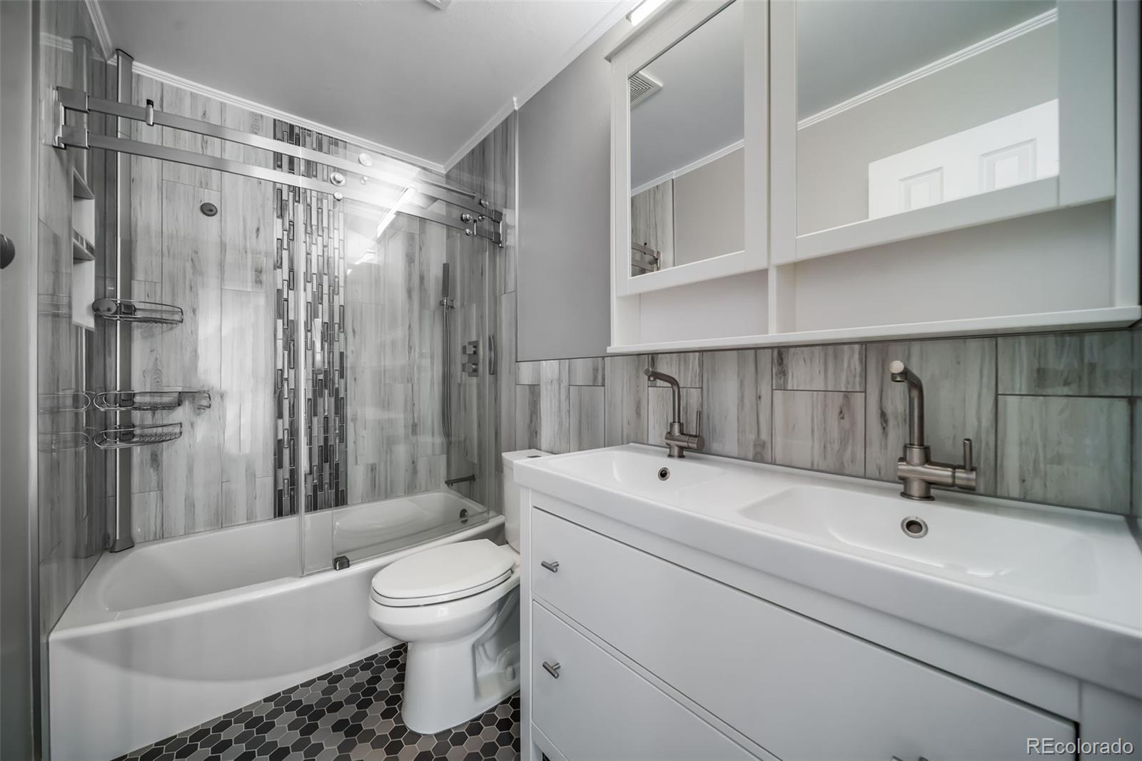MLS Image #35 for 19062 e powers place,aurora, Colorado