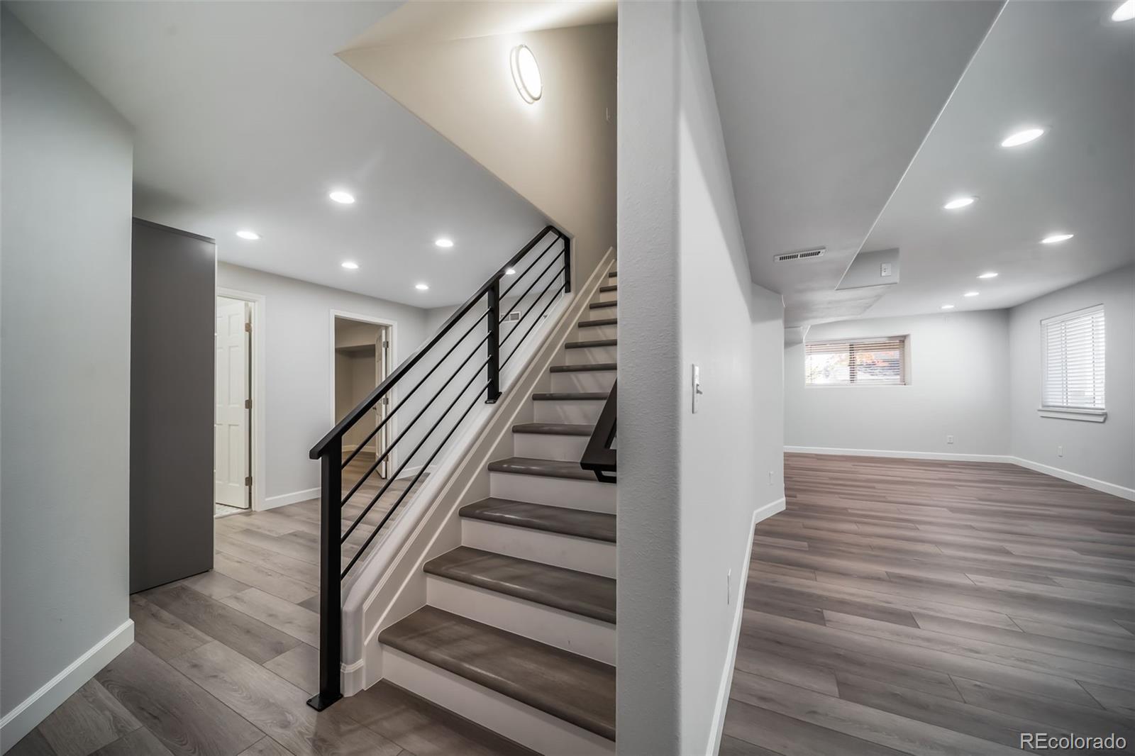 MLS Image #38 for 19062 e powers place,aurora, Colorado