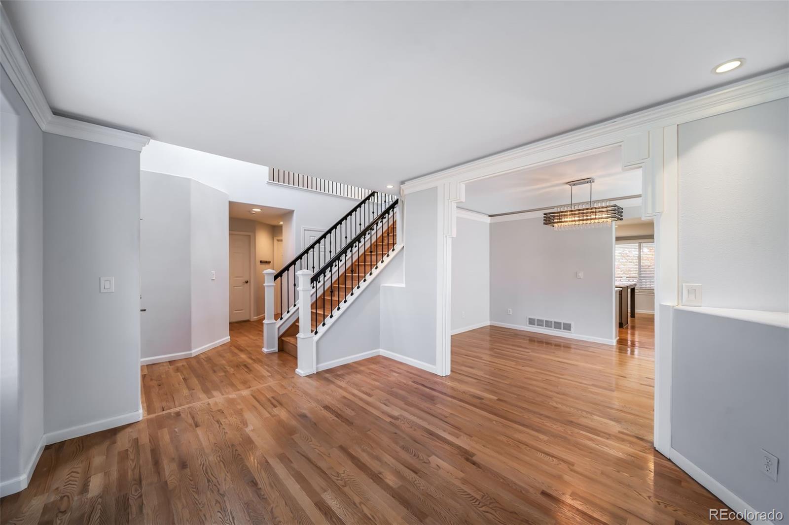 MLS Image #5 for 19062 e powers place,aurora, Colorado