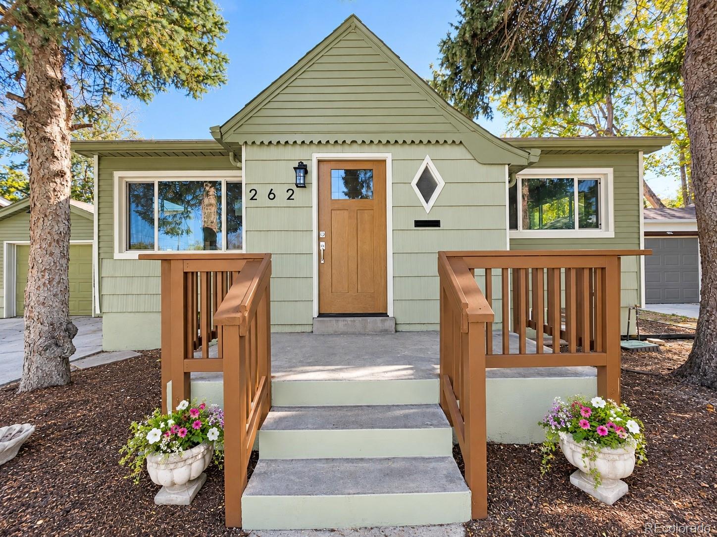 MLS Image #1 for 262 e chenango avenue,englewood, Colorado