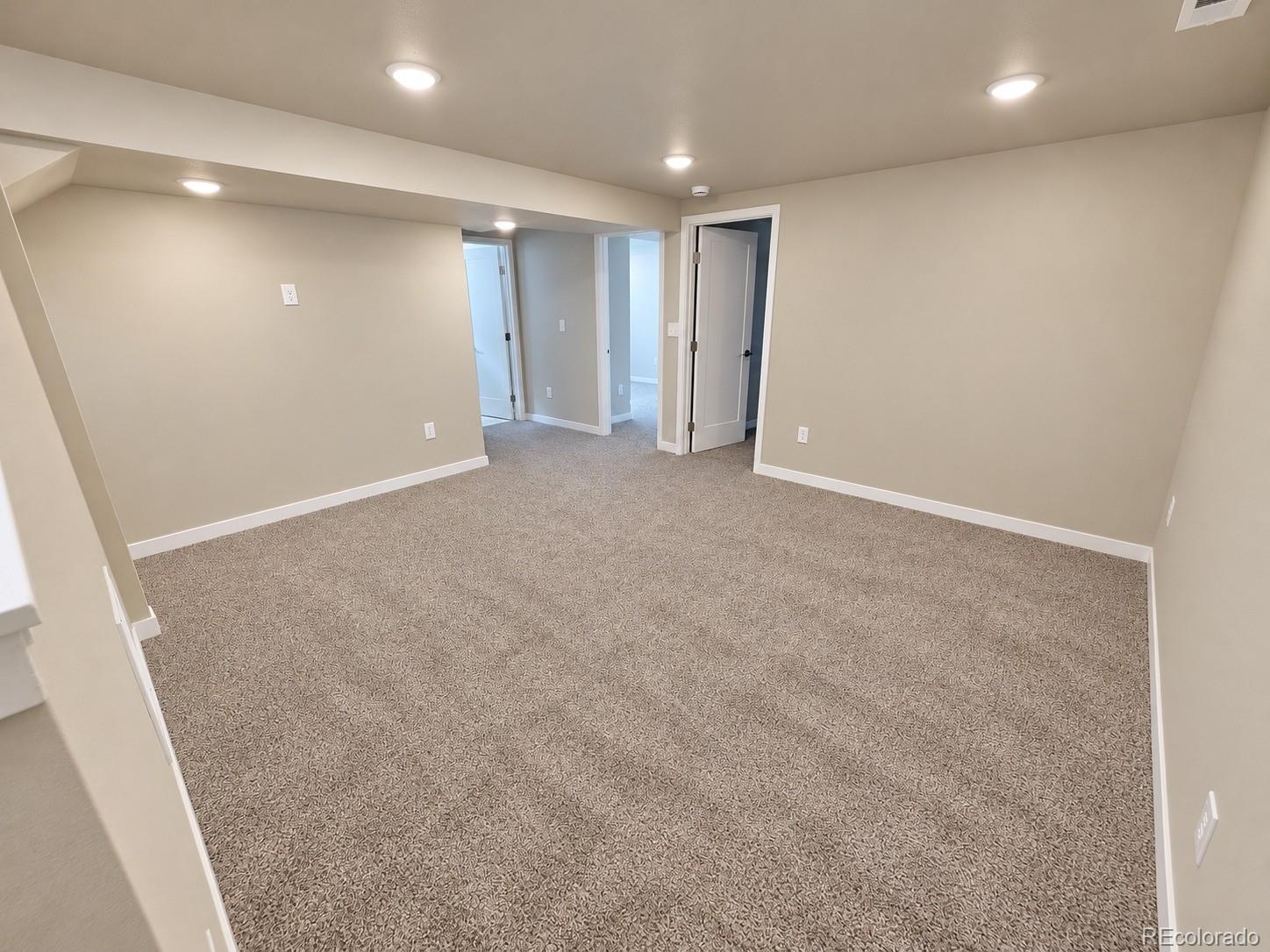 MLS Image #13 for 262 e chenango avenue,englewood, Colorado