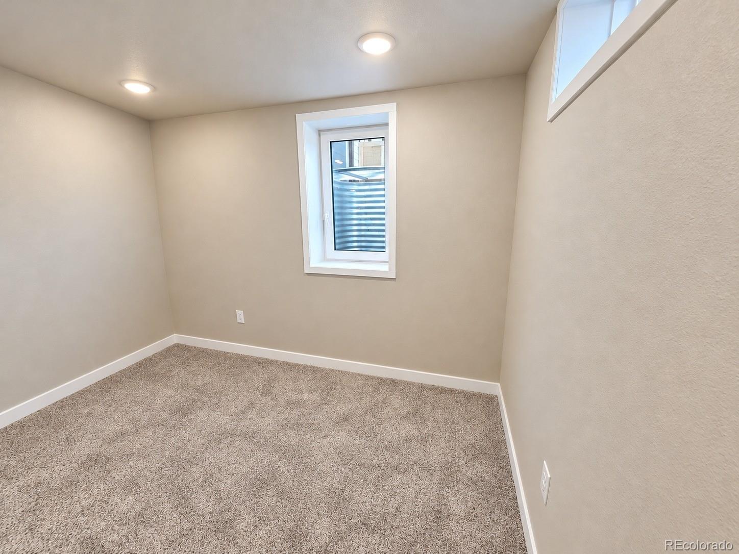 MLS Image #15 for 262 e chenango avenue,englewood, Colorado