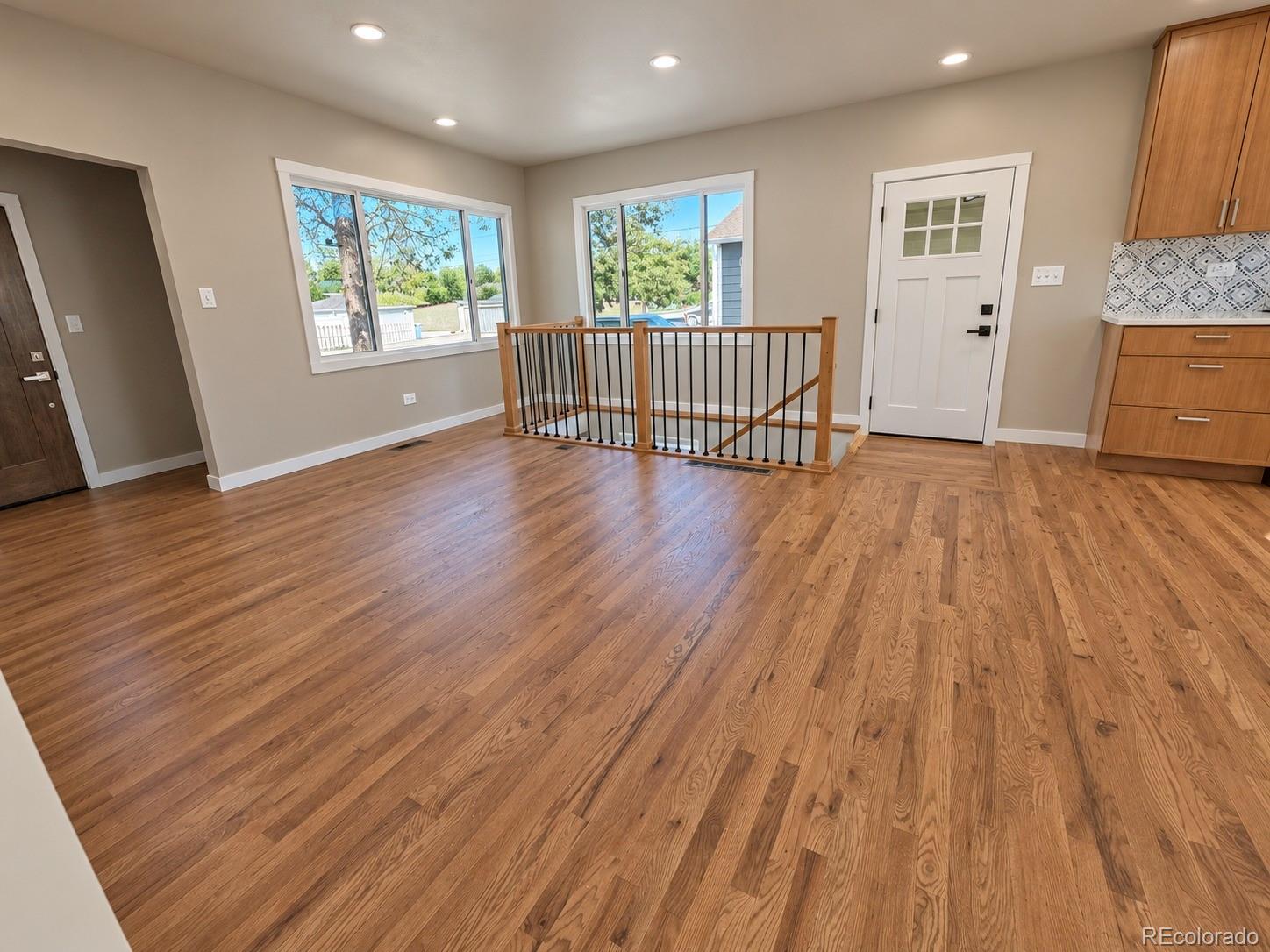 MLS Image #3 for 262 e chenango avenue,englewood, Colorado