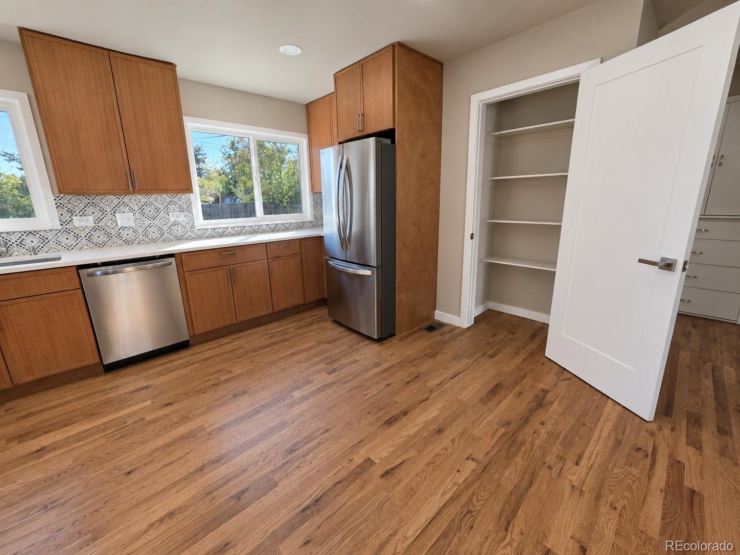 MLS Image #8 for 262 e chenango avenue,englewood, Colorado