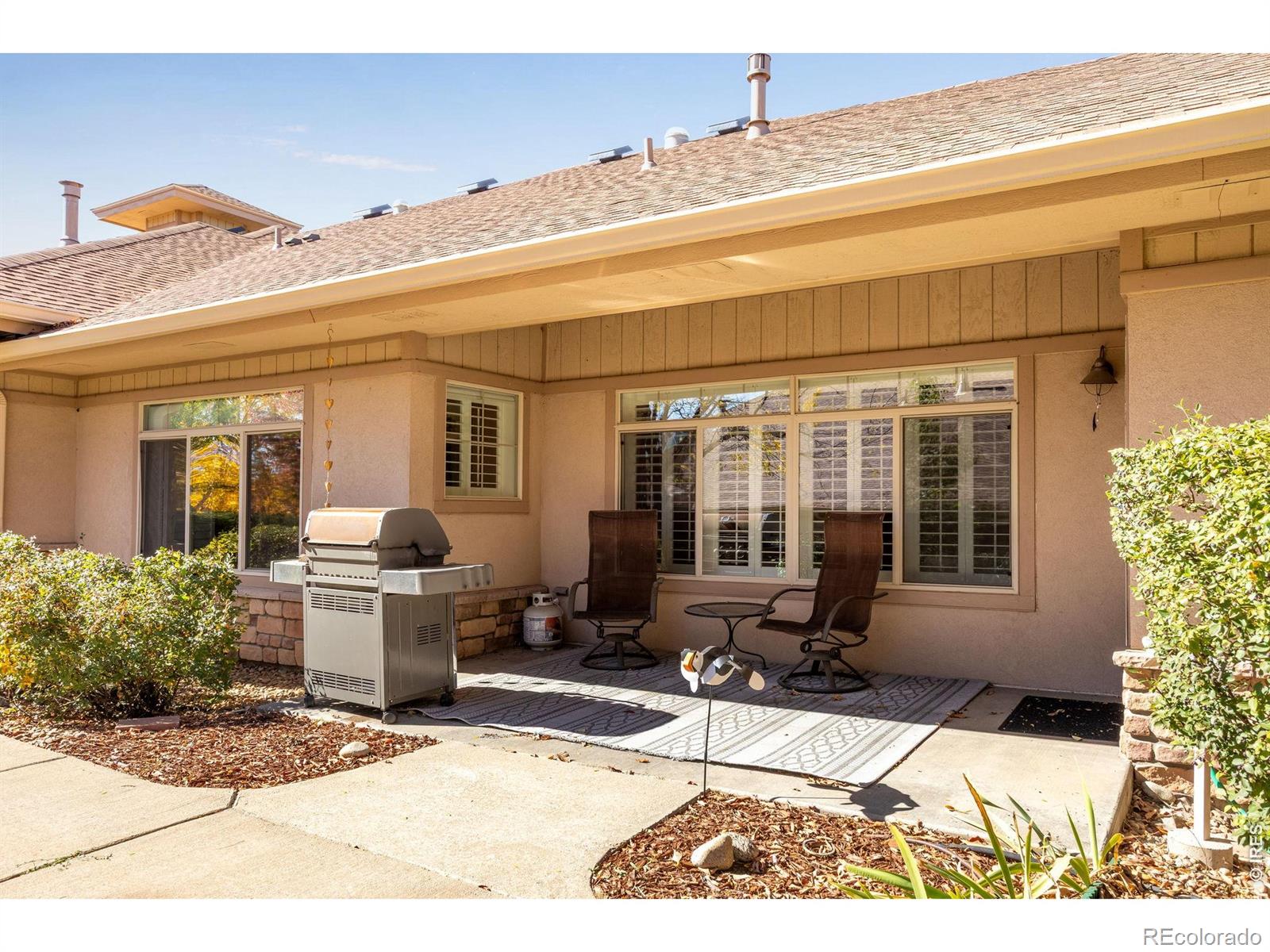 MLS Image #2 for 1340  forest park circle,lafayette, Colorado