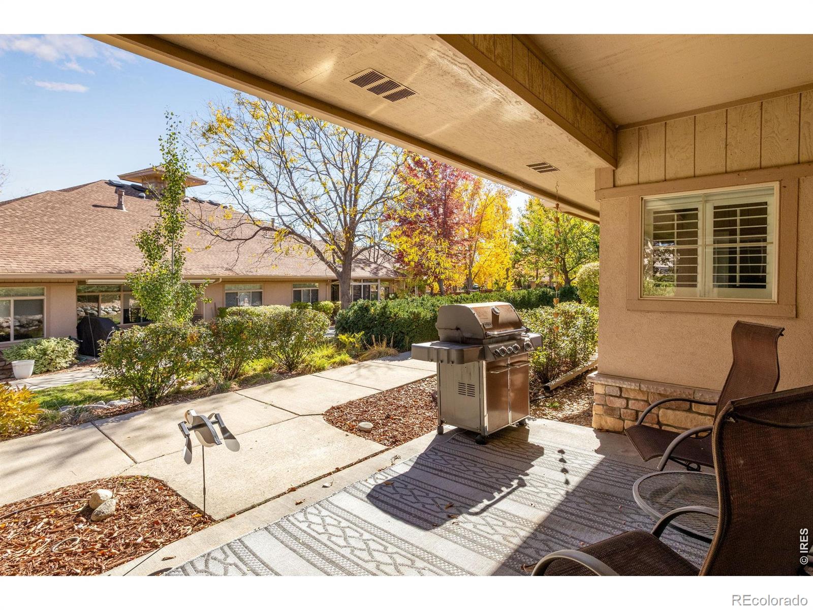 MLS Image #3 for 1340  forest park circle,lafayette, Colorado