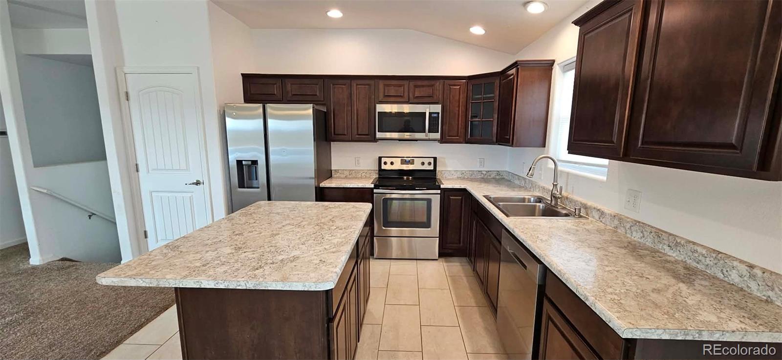 MLS Image #11 for 1676 e parlin drive,pueblo west, Colorado