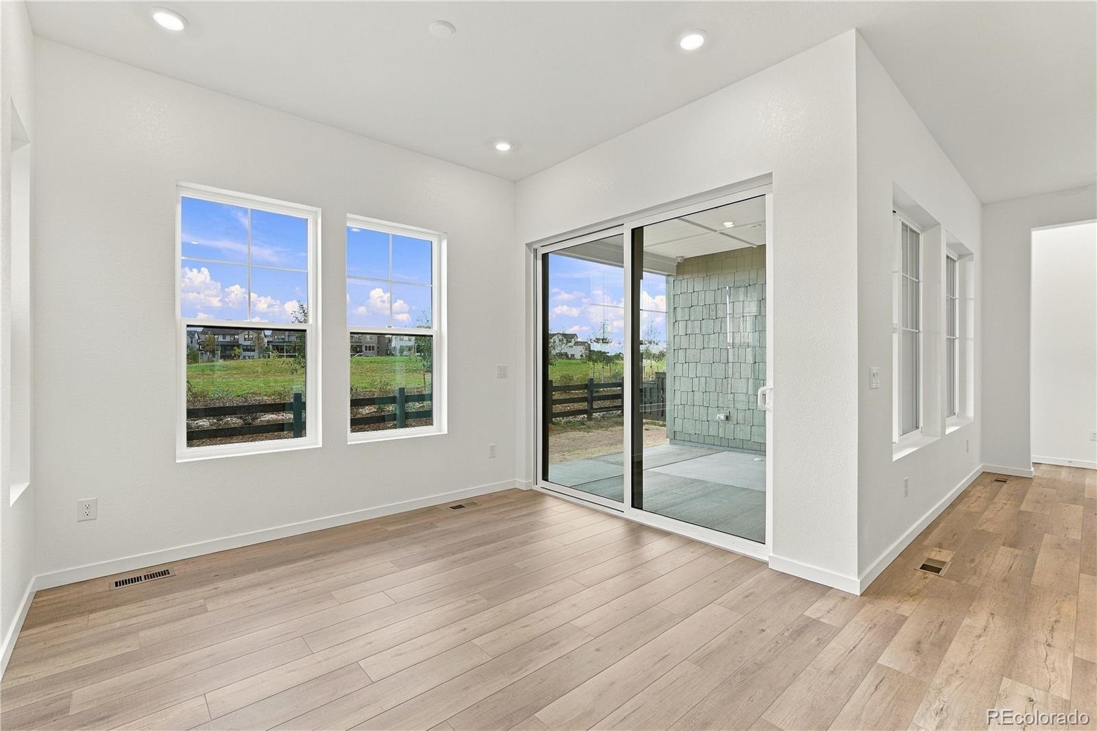 MLS Image #11 for 11087  amber light circle,littleton, Colorado