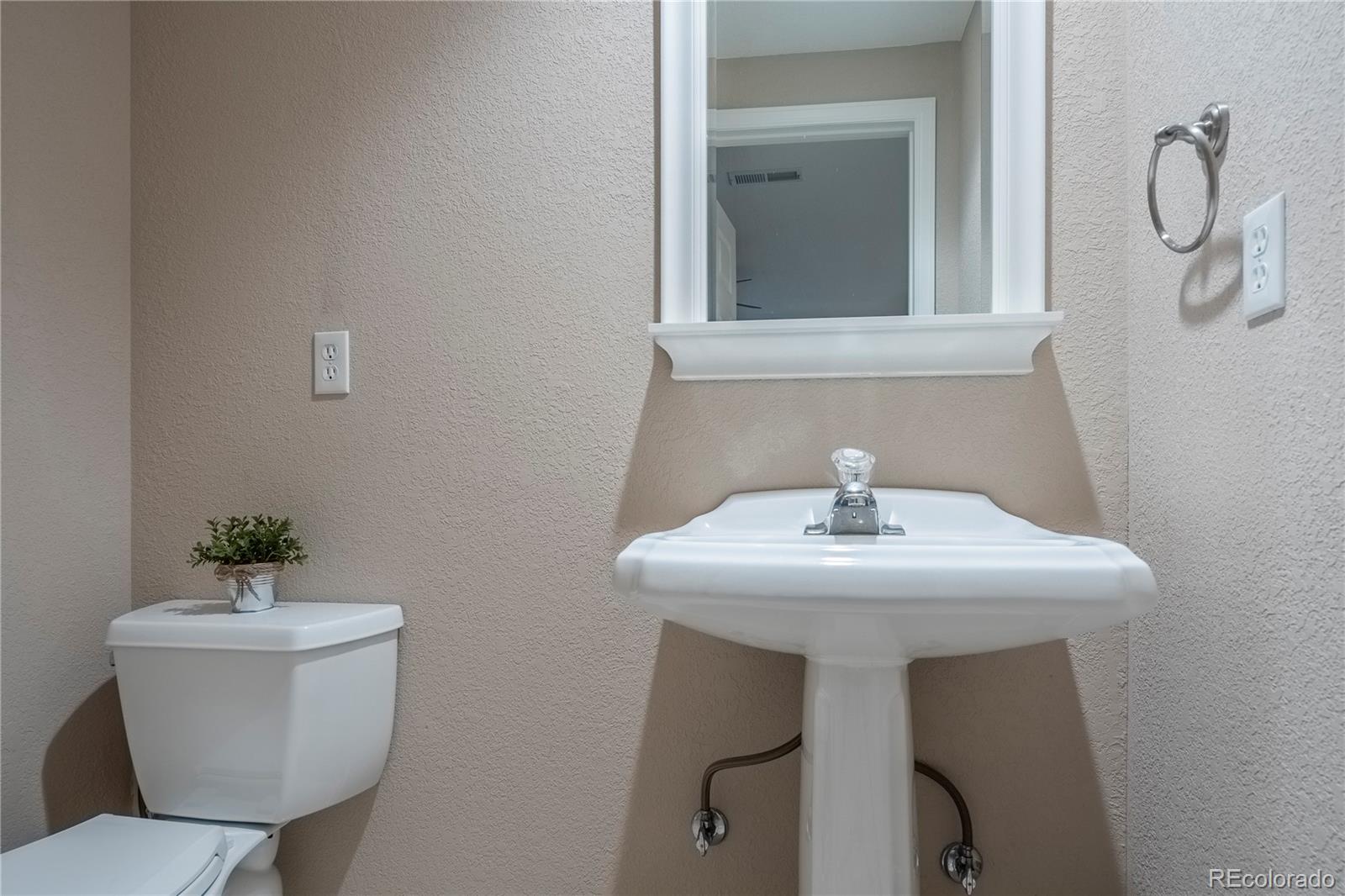 MLS Image #39 for 22318  quail run way,parker, Colorado