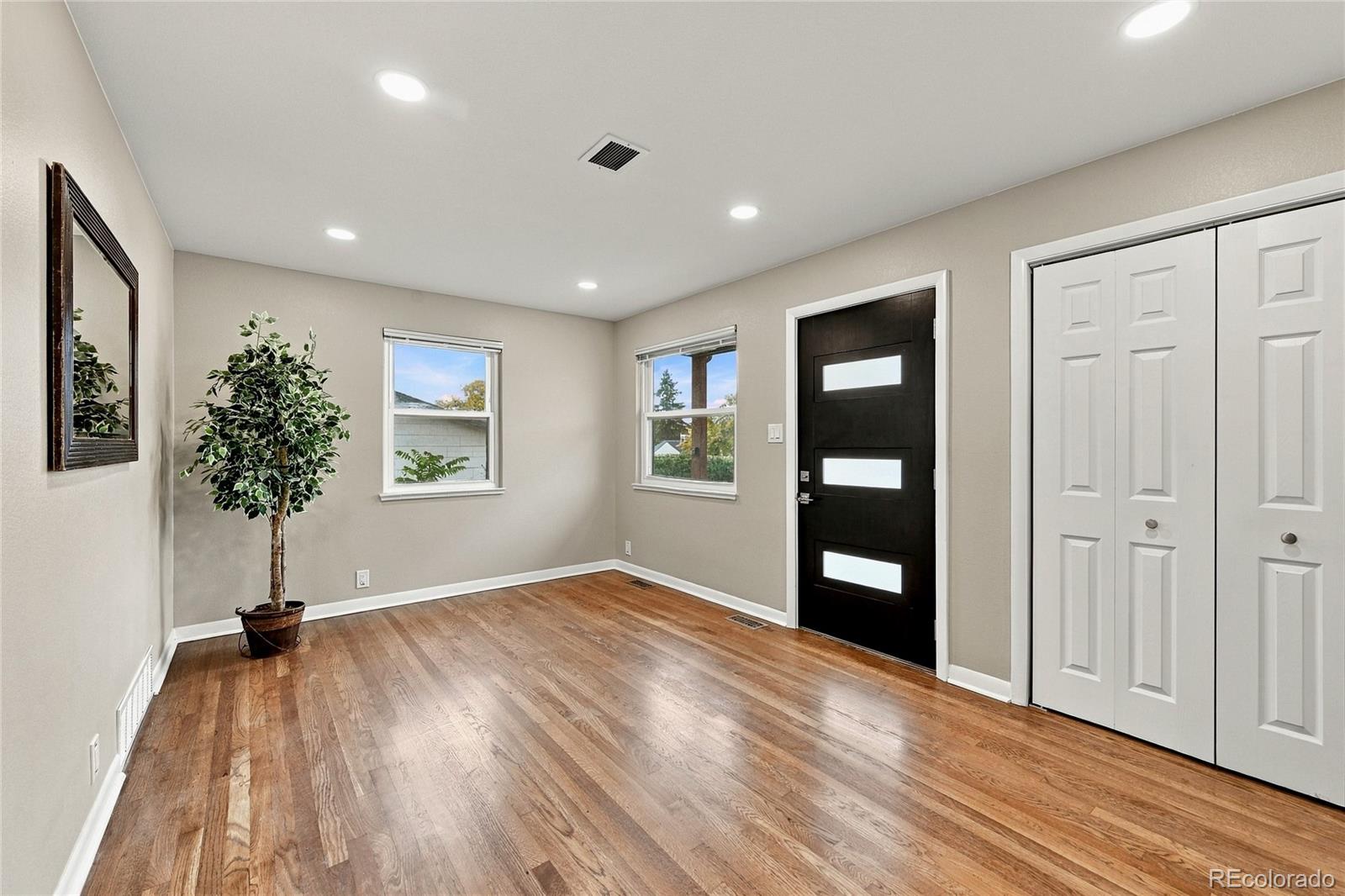 MLS Image #5 for 1676 s wolcott court,denver, Colorado