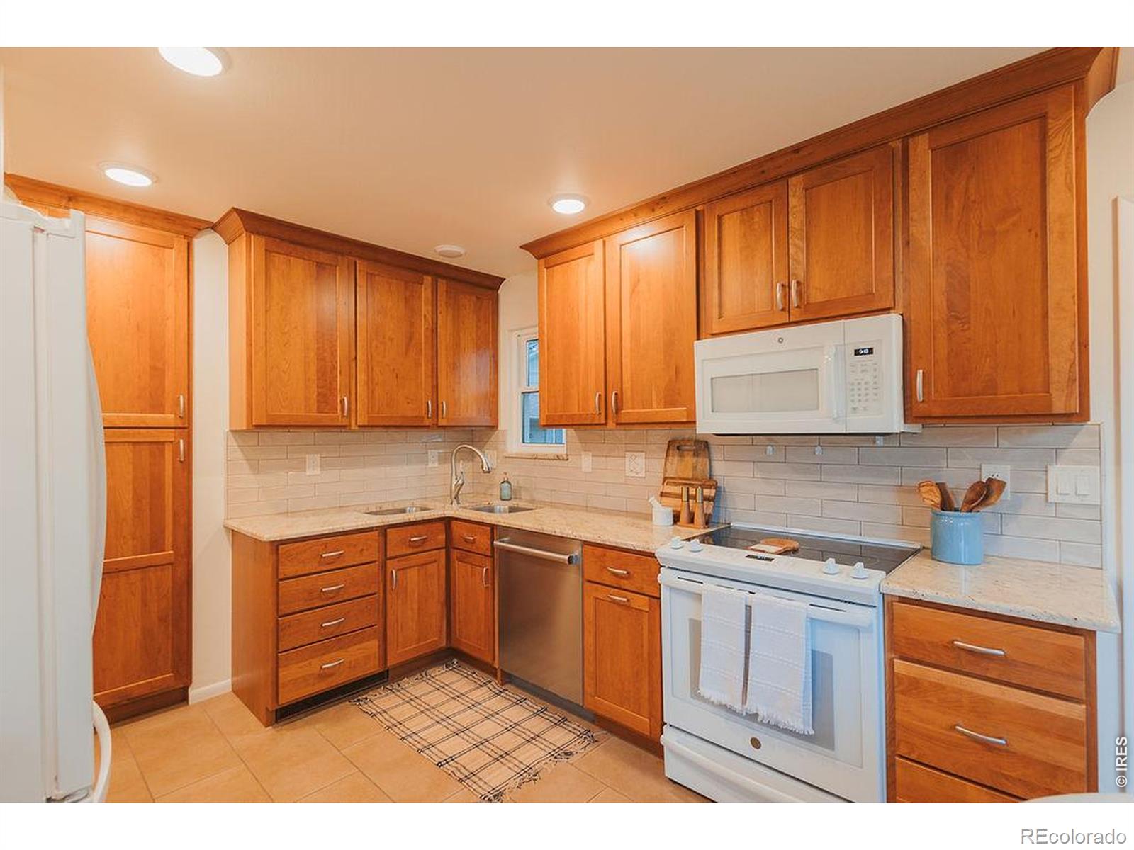 MLS Image #14 for 1524  wildwood court,fort collins, Colorado