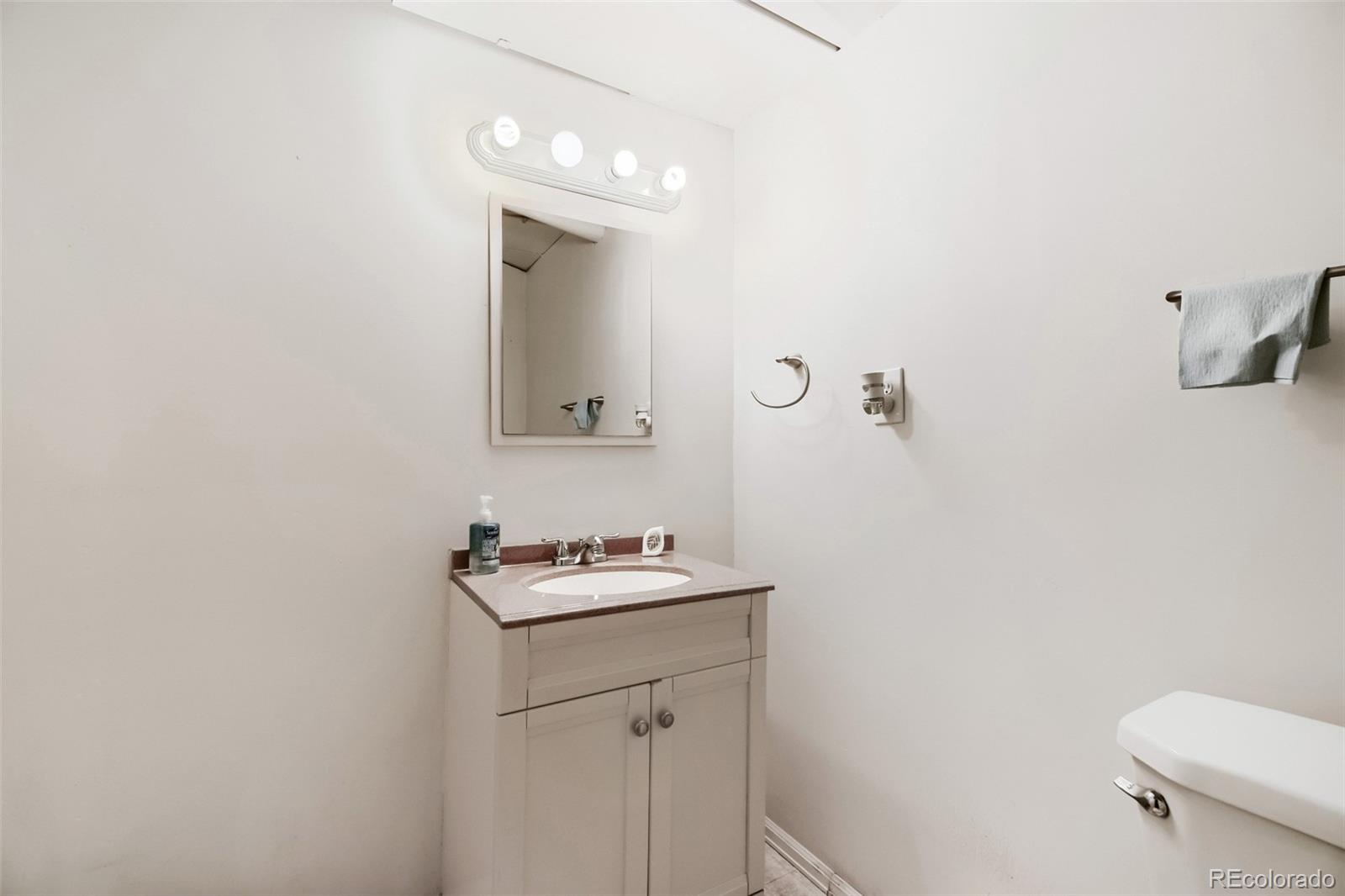 MLS Image #17 for 5119  enid way,denver, Colorado