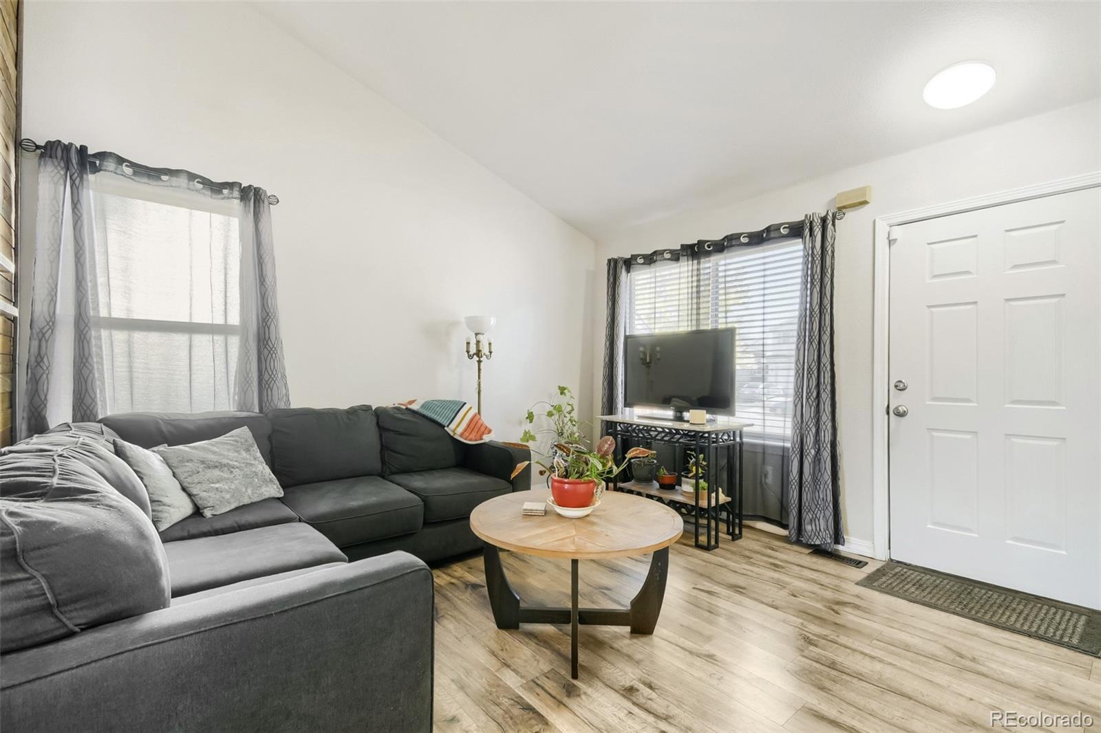 MLS Image #3 for 5119  enid way,denver, Colorado