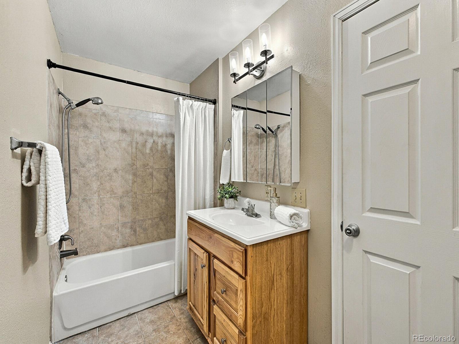 MLS Image #23 for 2280 s oswego way,aurora, Colorado