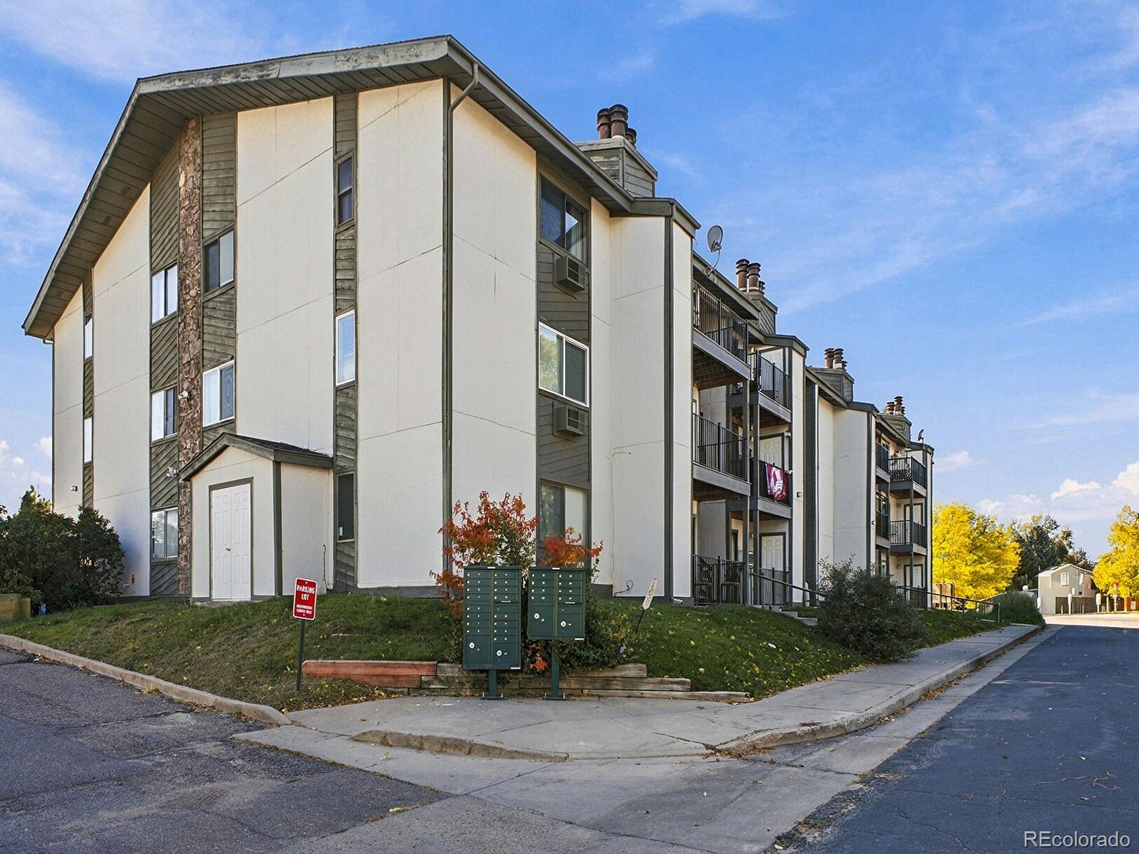 MLS Image #32 for 2280 s oswego way,aurora, Colorado