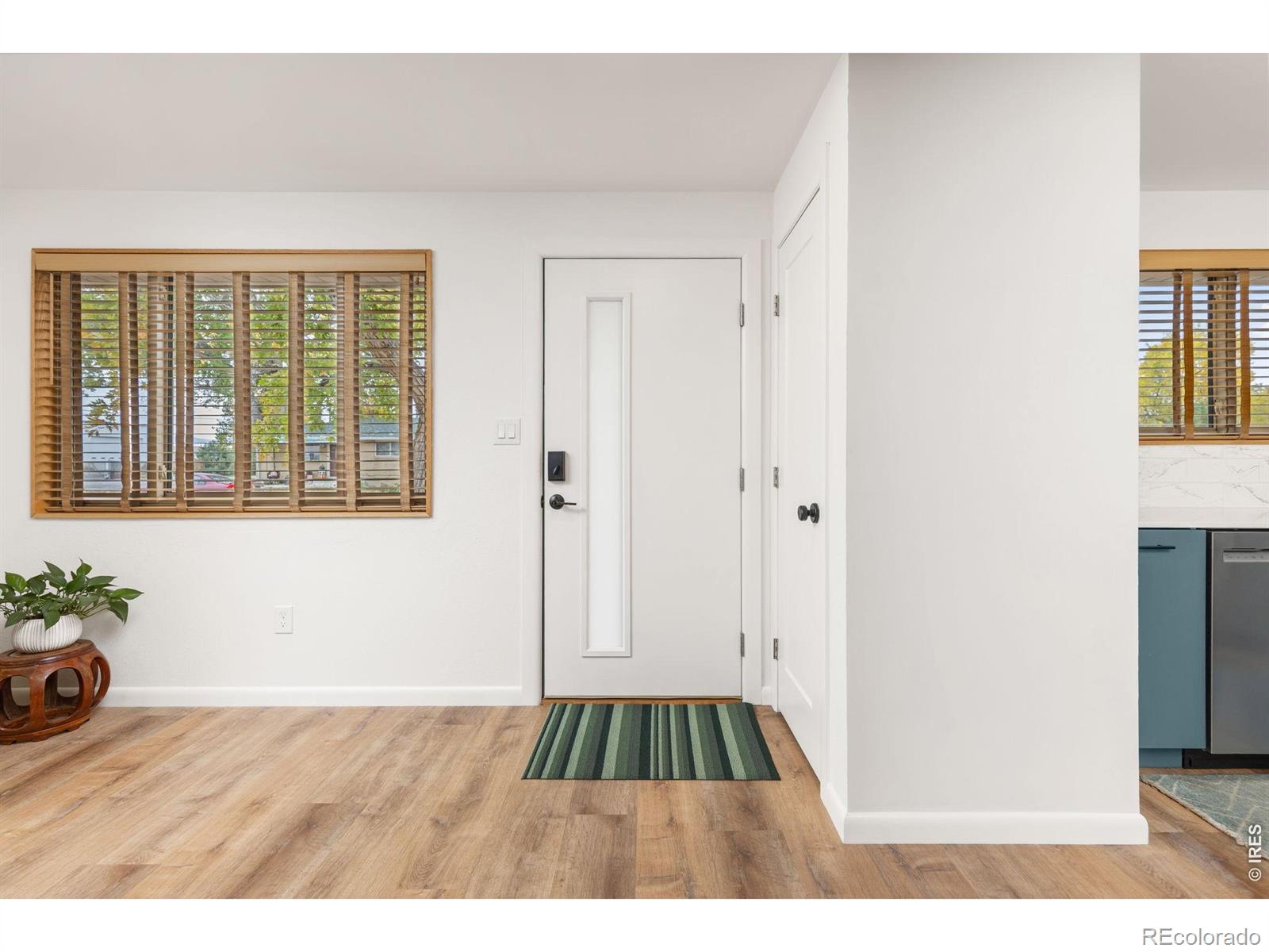 MLS Image #3 for 1121 s gay drive,longmont, Colorado