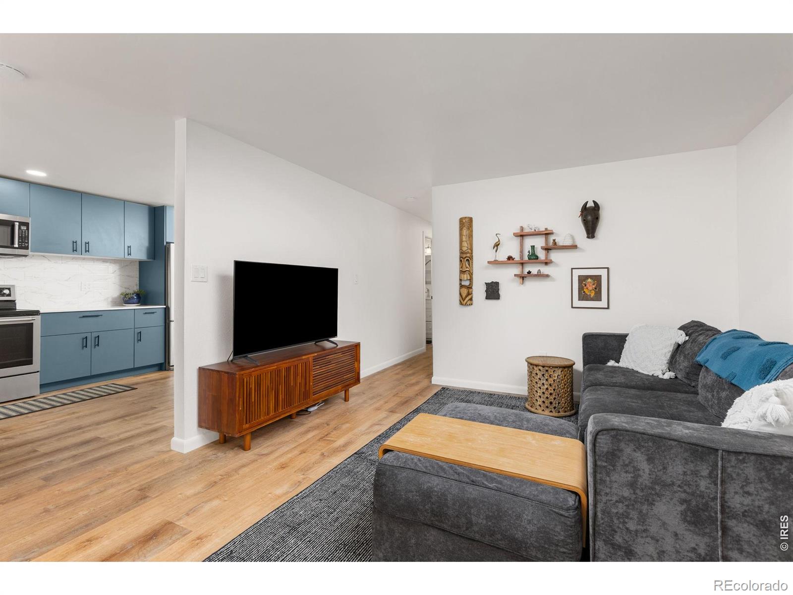 MLS Image #6 for 1121 s gay drive,longmont, Colorado