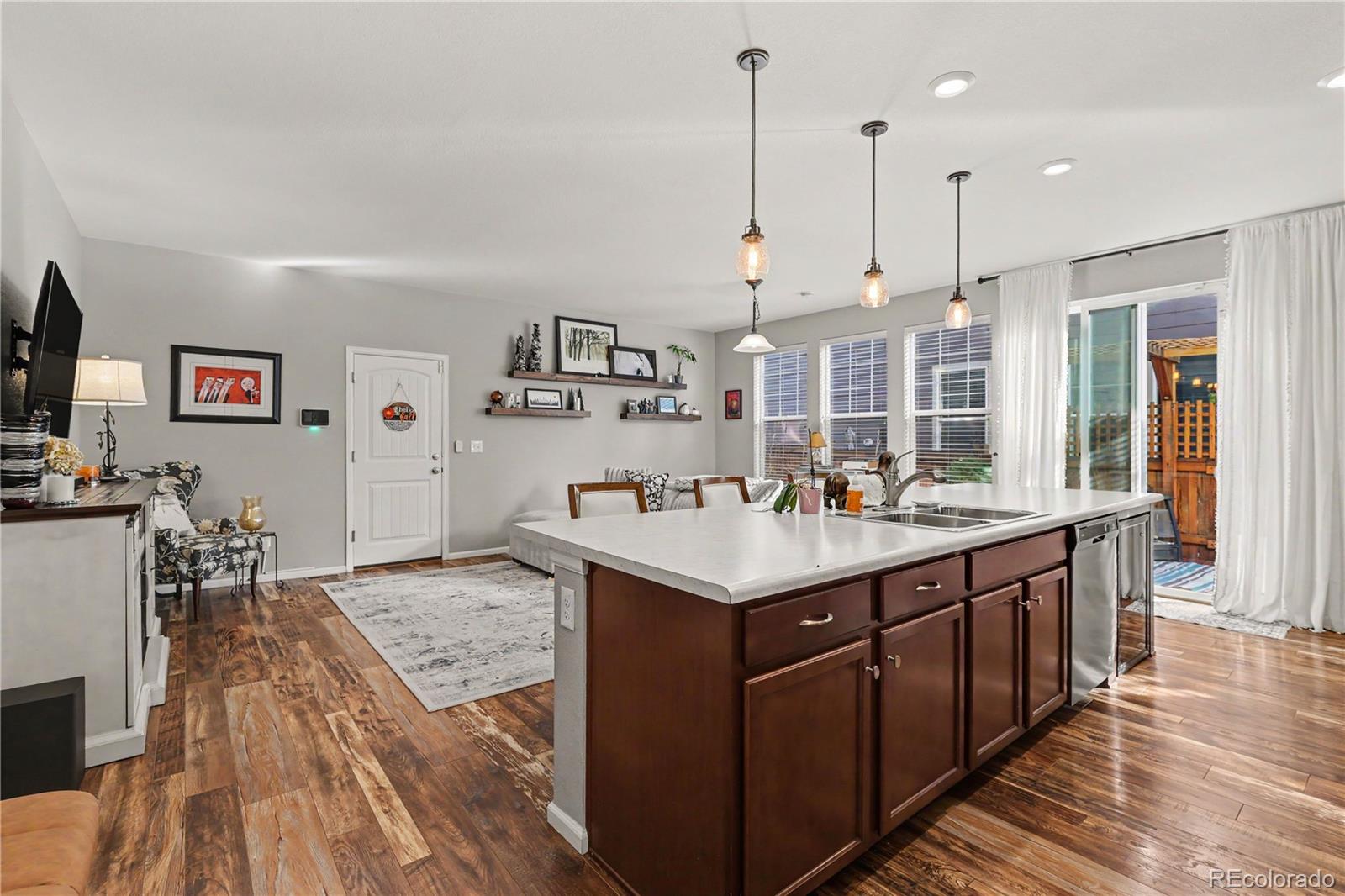 MLS Image #8 for 11229 e 25th drive,aurora, Colorado