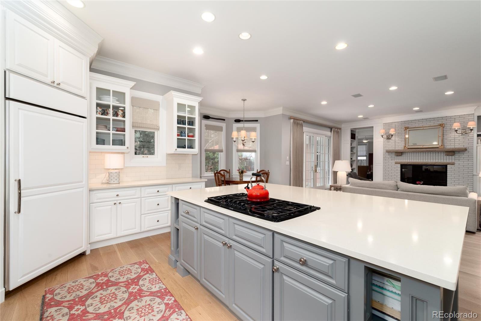 MLS Image #10 for 141  elm street,denver, Colorado